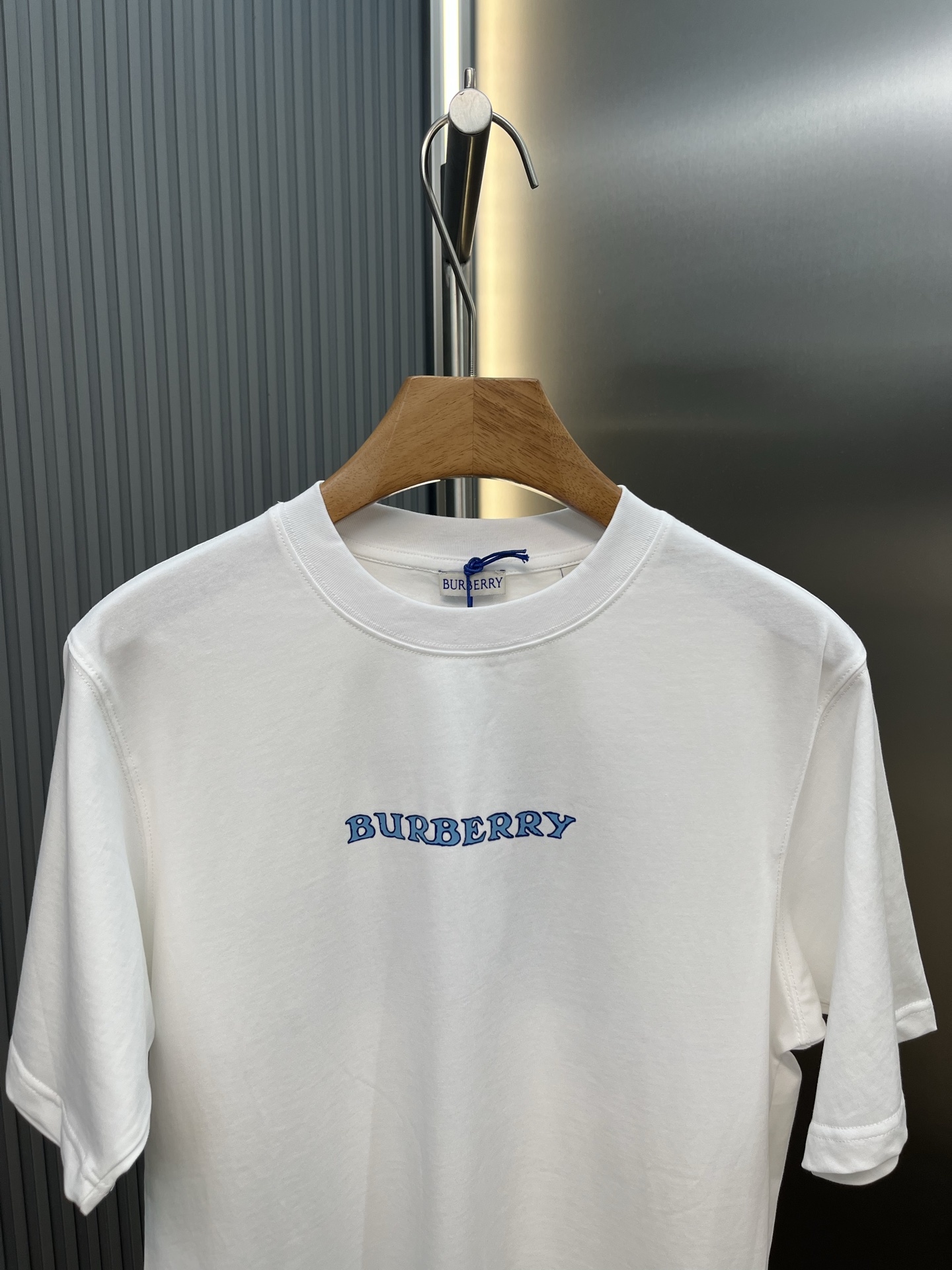 Burberry BBR 蓝骑士圆领短袖