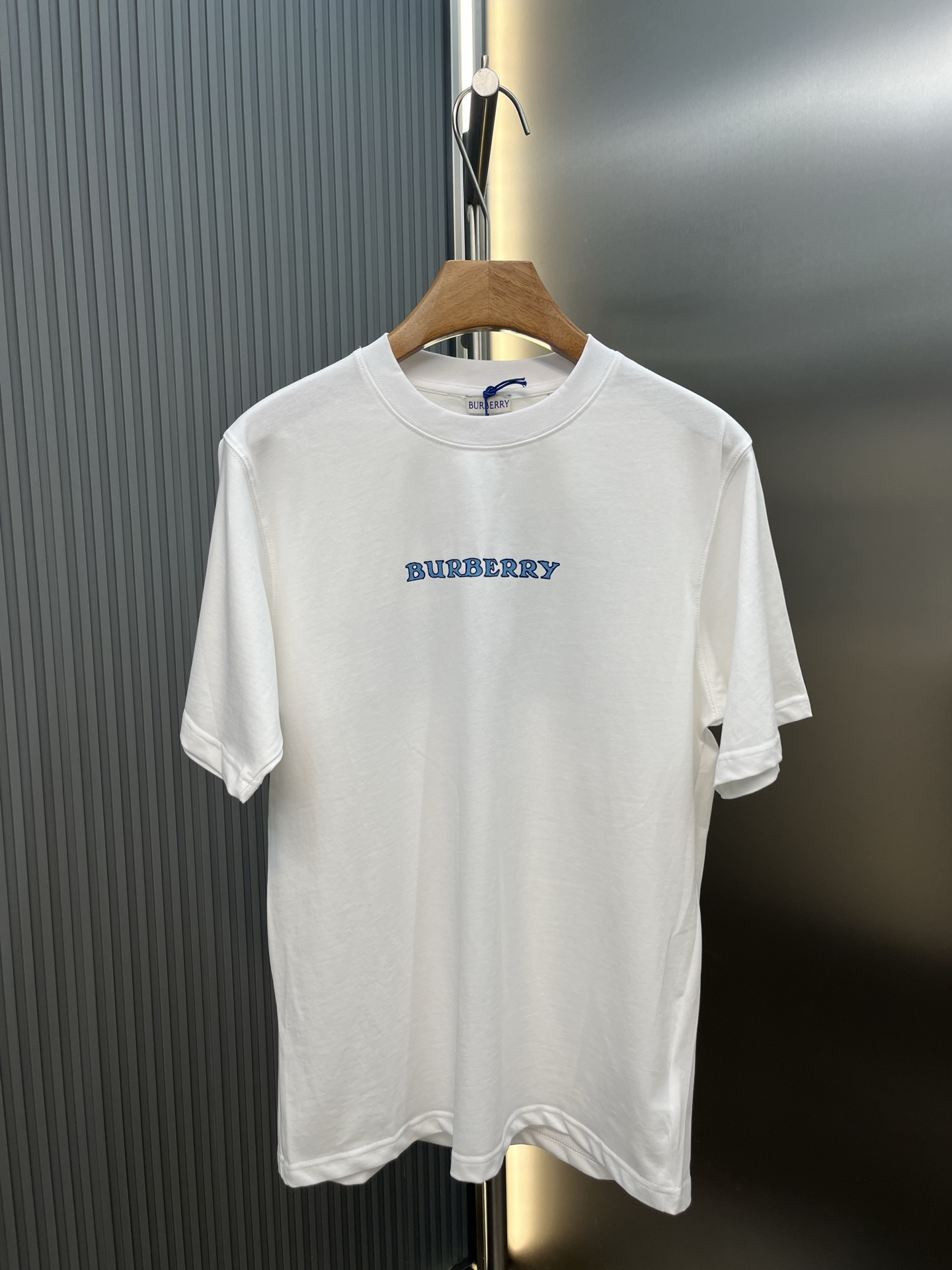 Burberry BBR 蓝骑士圆领短袖