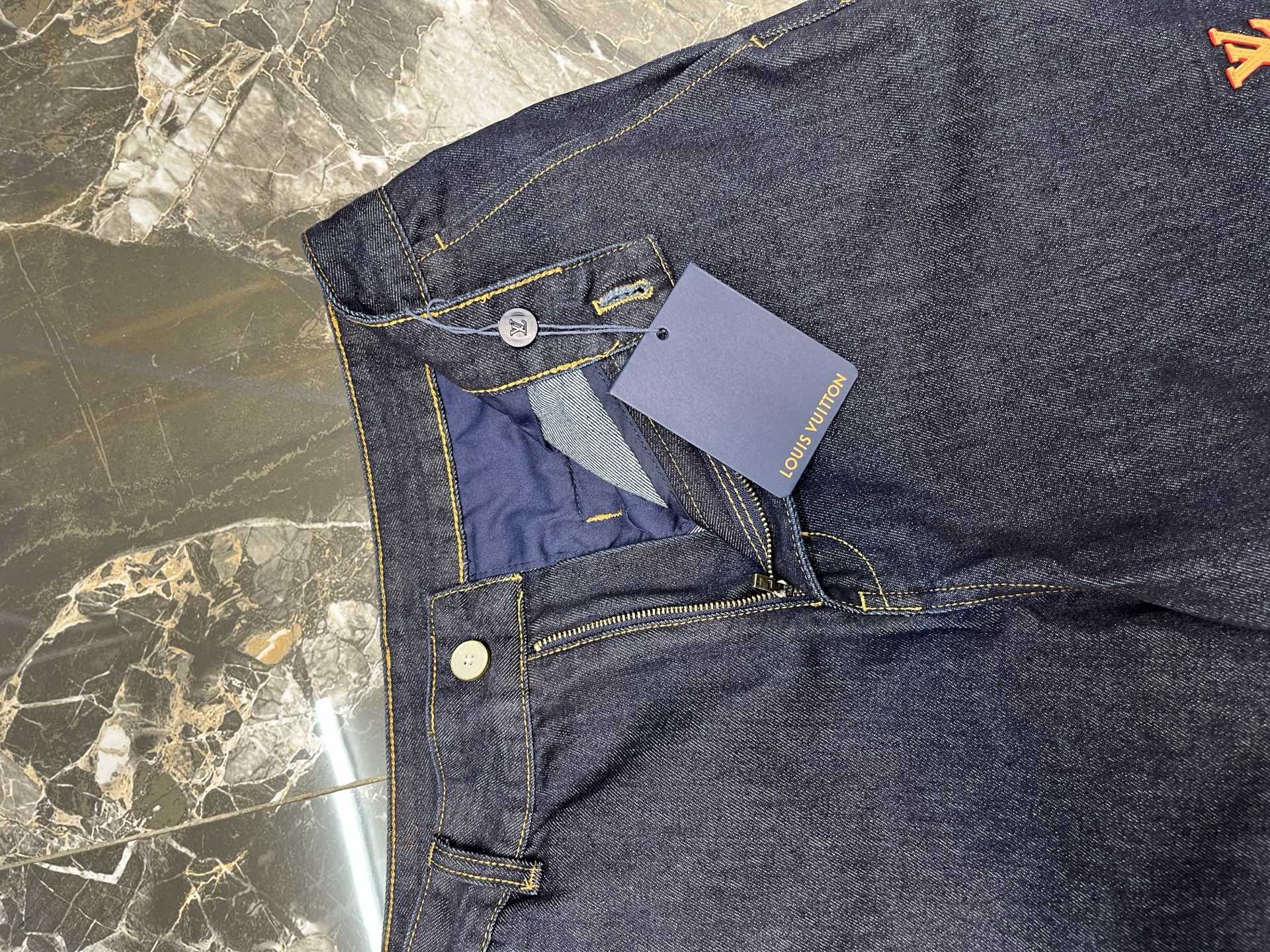 Louis Vuitton LOUIS VUITTON 棉质斜纹标识牛仔短裤