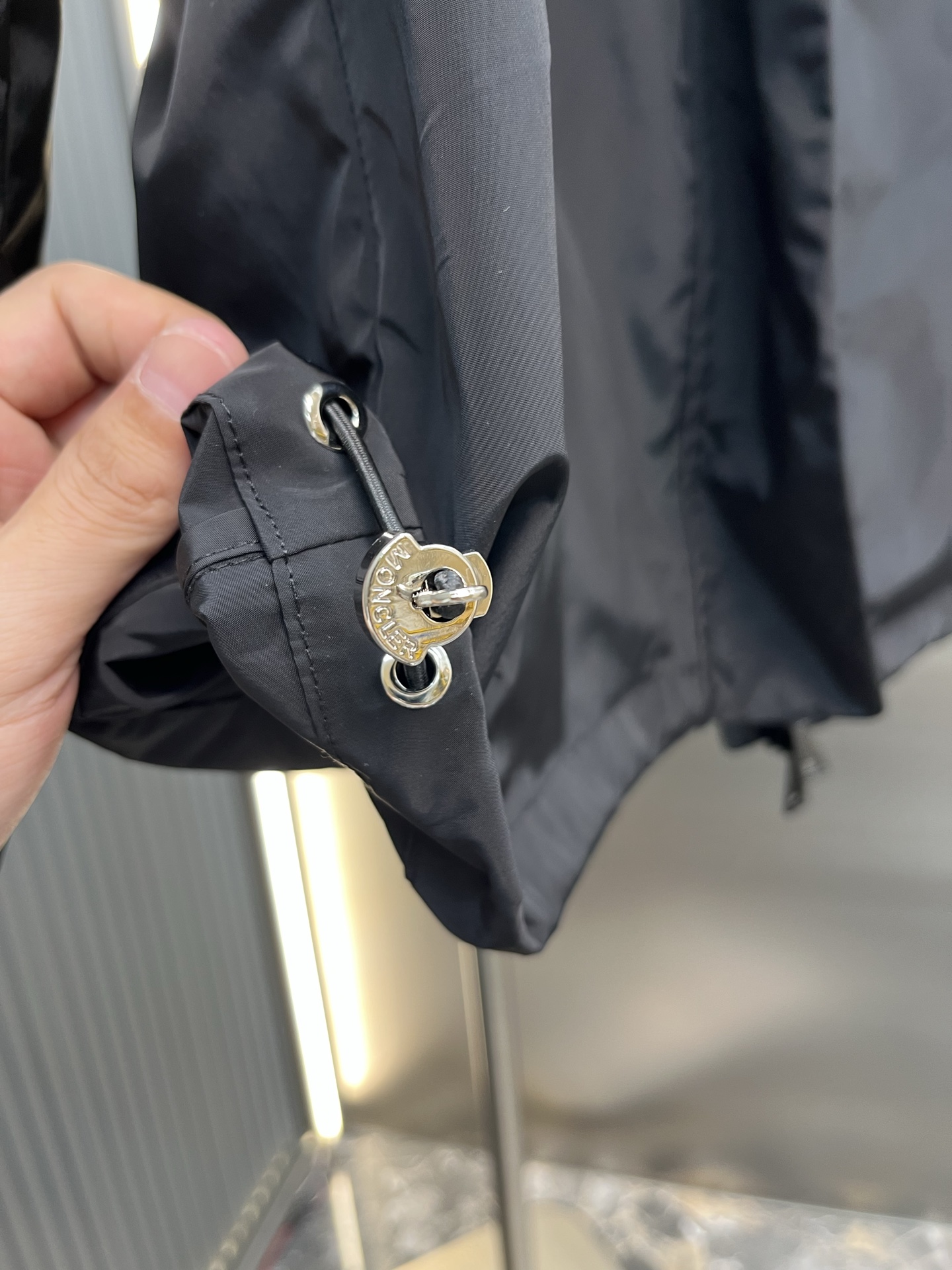 Moncler 早春新款 M蒙口连帽防风轻薄夹克