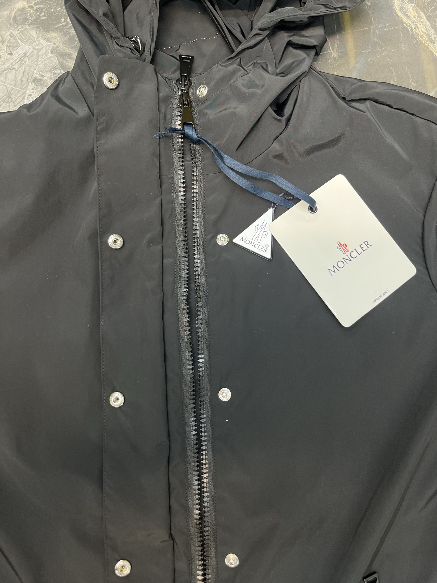 Moncler 早春新款 M蒙口连帽防风轻薄夹克