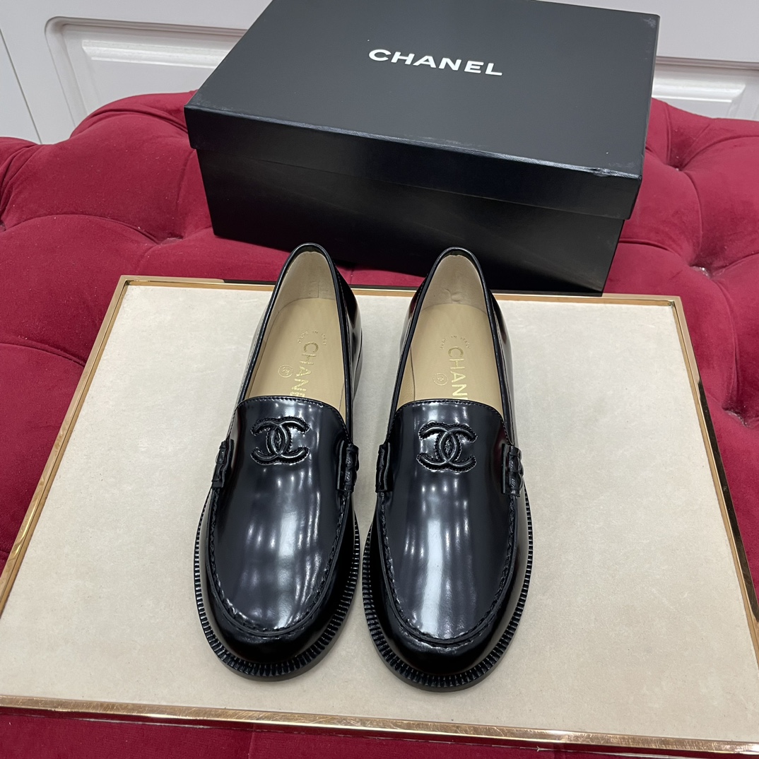 Chanel Shoes Loafers Engraving Genuine Leather Sheepskin Vintage
