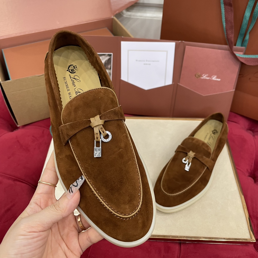 🌾G219专柜原单品质所见即所得Loro Pian*经典爆款出品lp顶级版本 英伦流苏平底乐福鞋原来这就