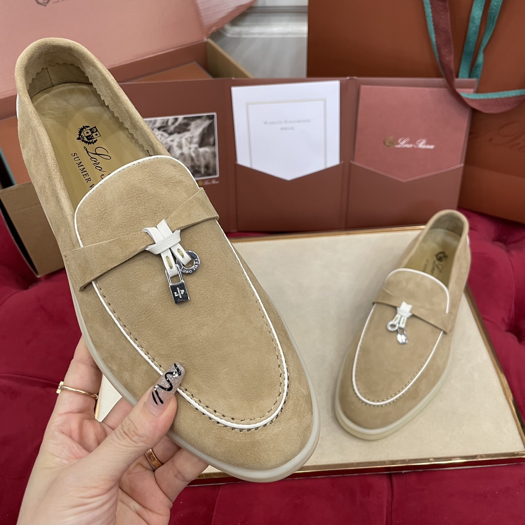 🌾G219专柜原单品质所见即所得Loro Pian*经典爆款出品lp顶级版本 英伦流苏平底乐福鞋原来这就