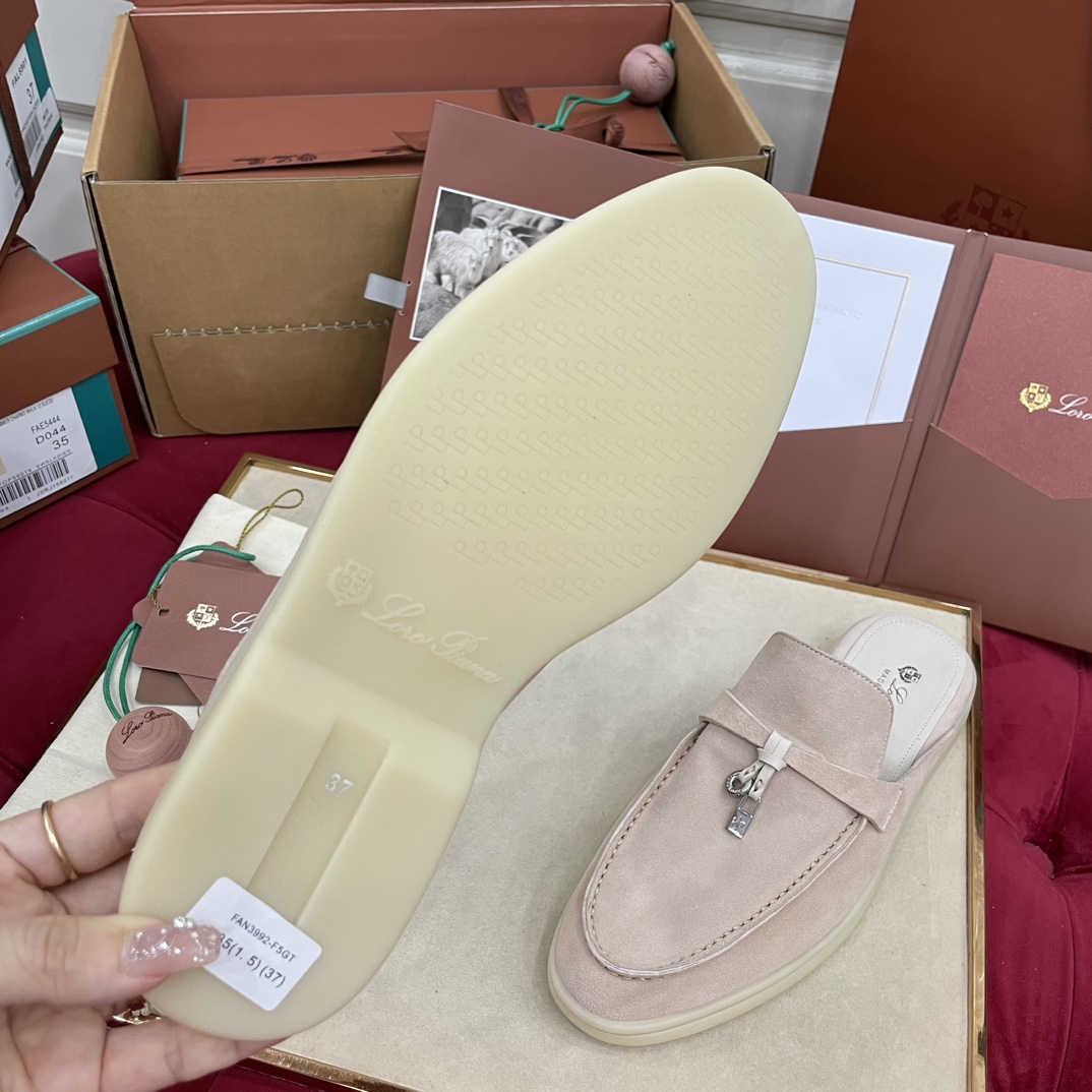 🌾G219专柜原单品质所见即所得Loro Pian*经典爆款出品lp顶级版本 英伦流苏平底乐福鞋原来这就