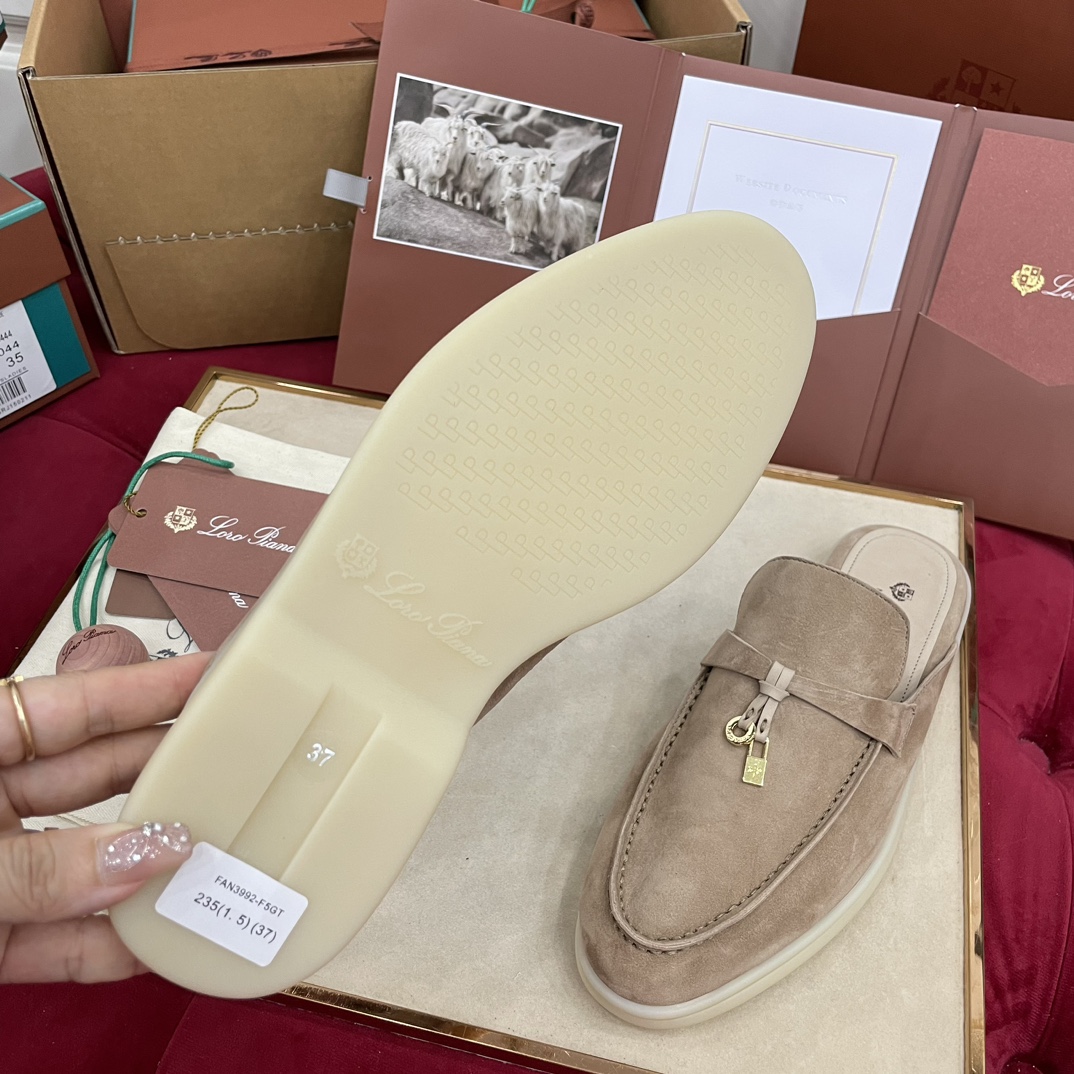 🌾G219专柜原单品质所见即所得Loro Pian*经典爆款出品lp顶级版本 英伦流苏平底乐福鞋原来这就