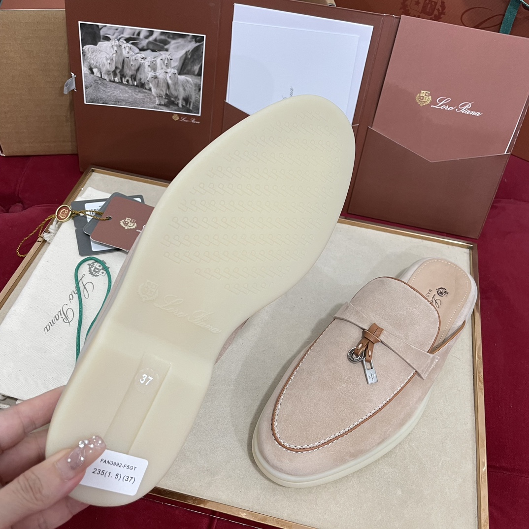 🌾G219专柜原单品质所见即所得Loro Pian*经典爆款出品lp顶级版本 英伦流苏平底乐福鞋原来这就