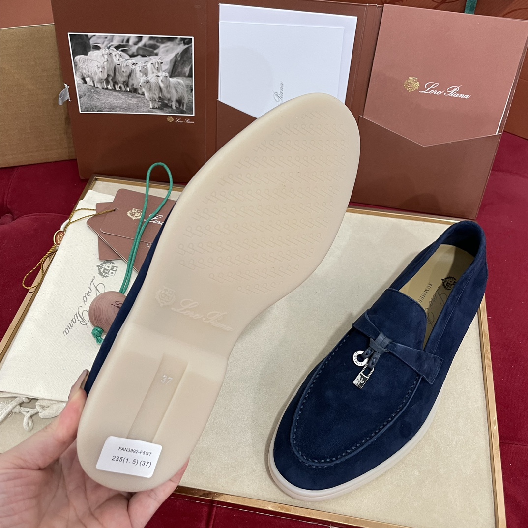🌾G219专柜原单品质所见即所得Loro Pian*经典爆款出品lp顶级版本 英伦流苏平底乐福鞋原来这就