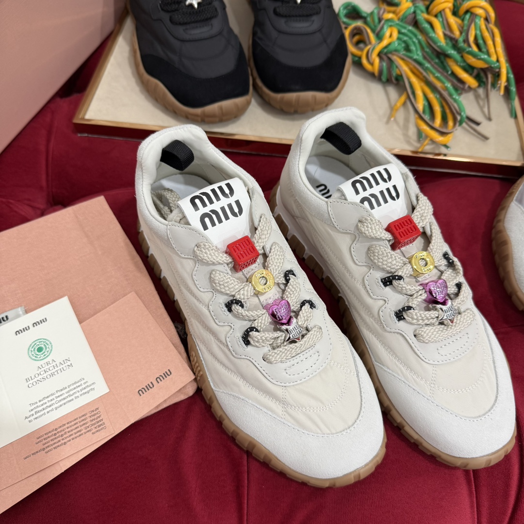 Miu Miu Tyre Sneakers: Elegant Sport Shoes with DIY Accents - Size 35-40 2 i1741186738 398 7