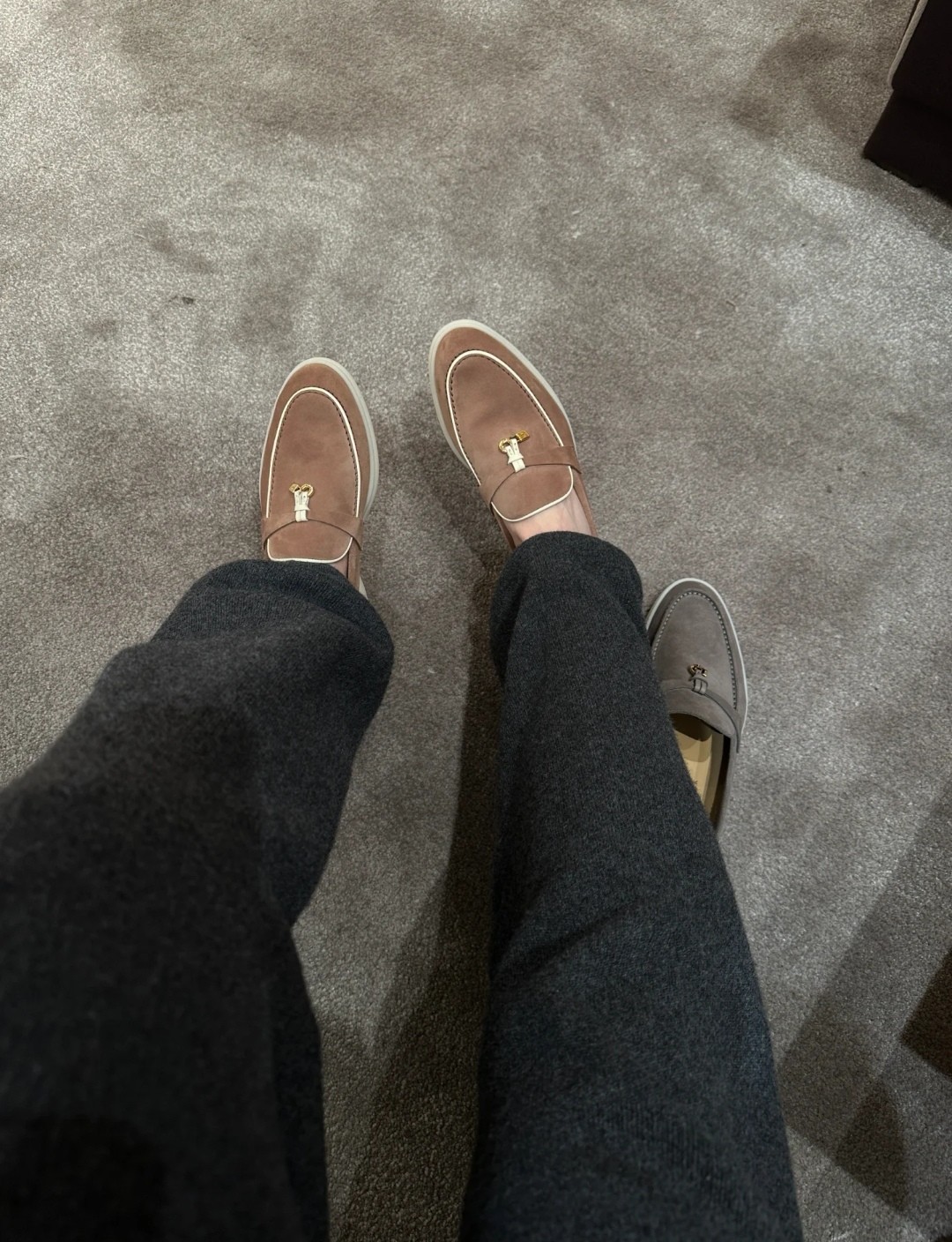 🌾G219专柜原单品质所见即所得Loro Pian*经典爆款出品lp顶级版本 英伦流苏平底乐福鞋原来这就