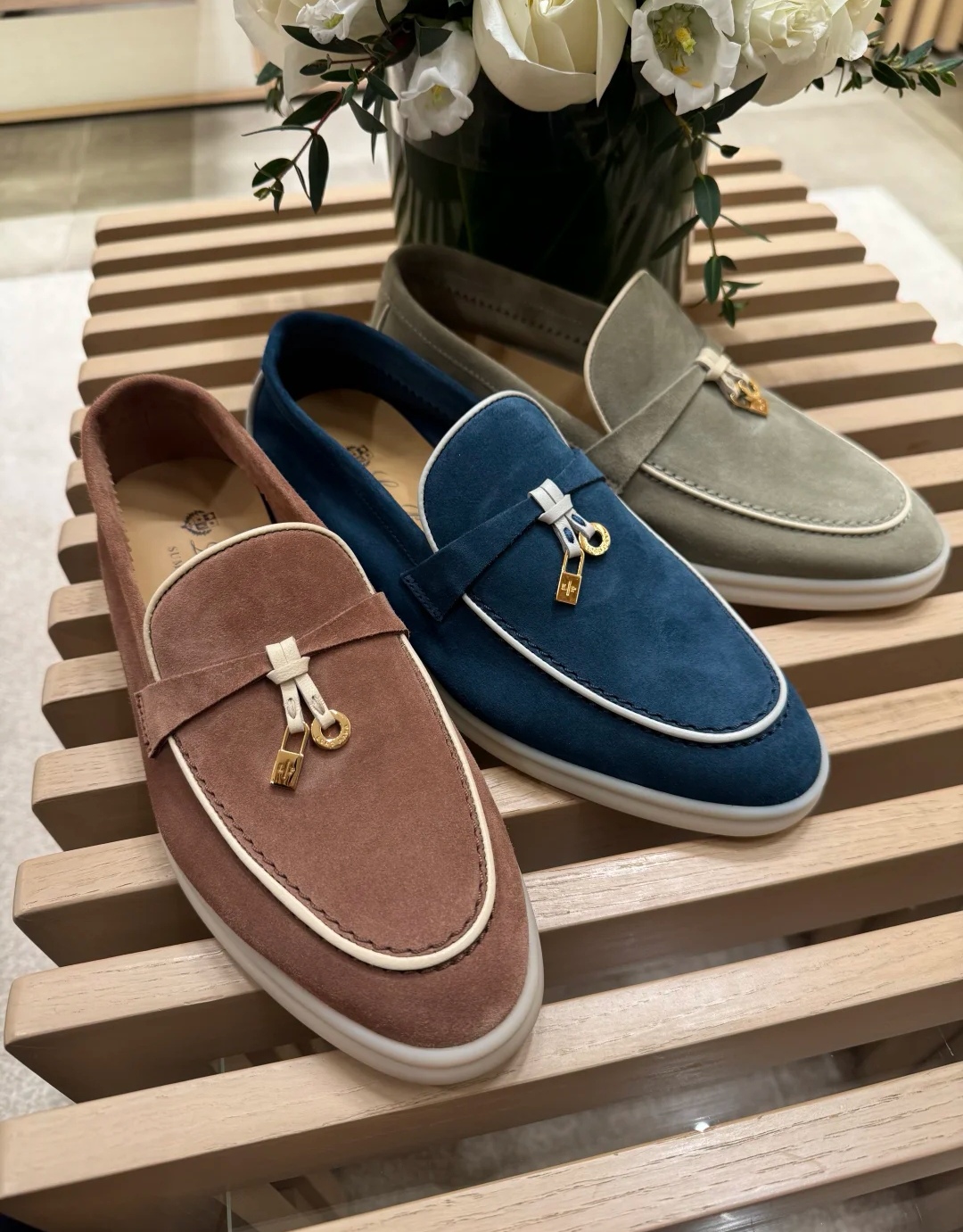 🌾G219专柜原单品质所见即所得Loro Pian*经典爆款出品lp顶级版本 英伦流苏平底乐福鞋原来这就