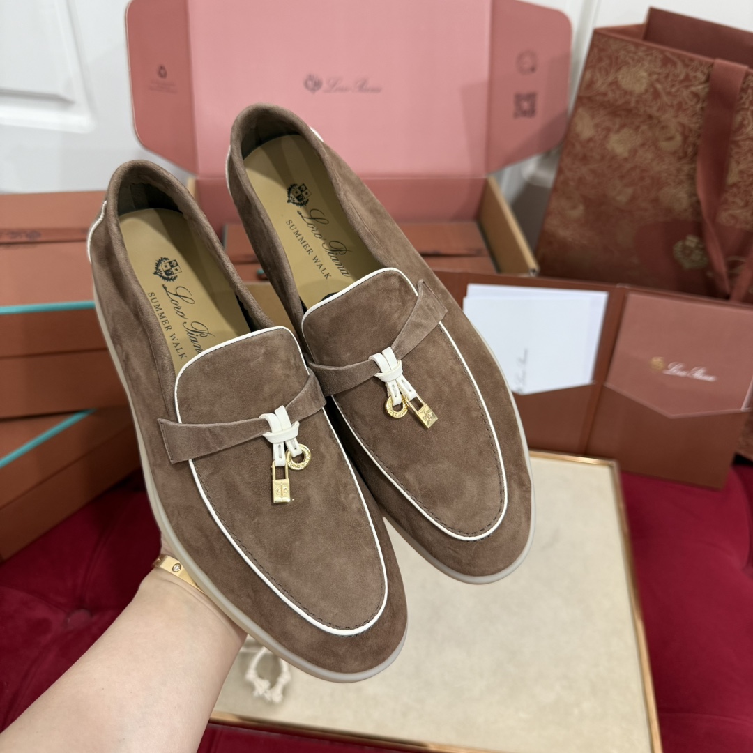 🌾G219专柜原单品质所见即所得Loro Pian*经典爆款出品lp顶级版本 英伦流苏平底乐福鞋原来这就