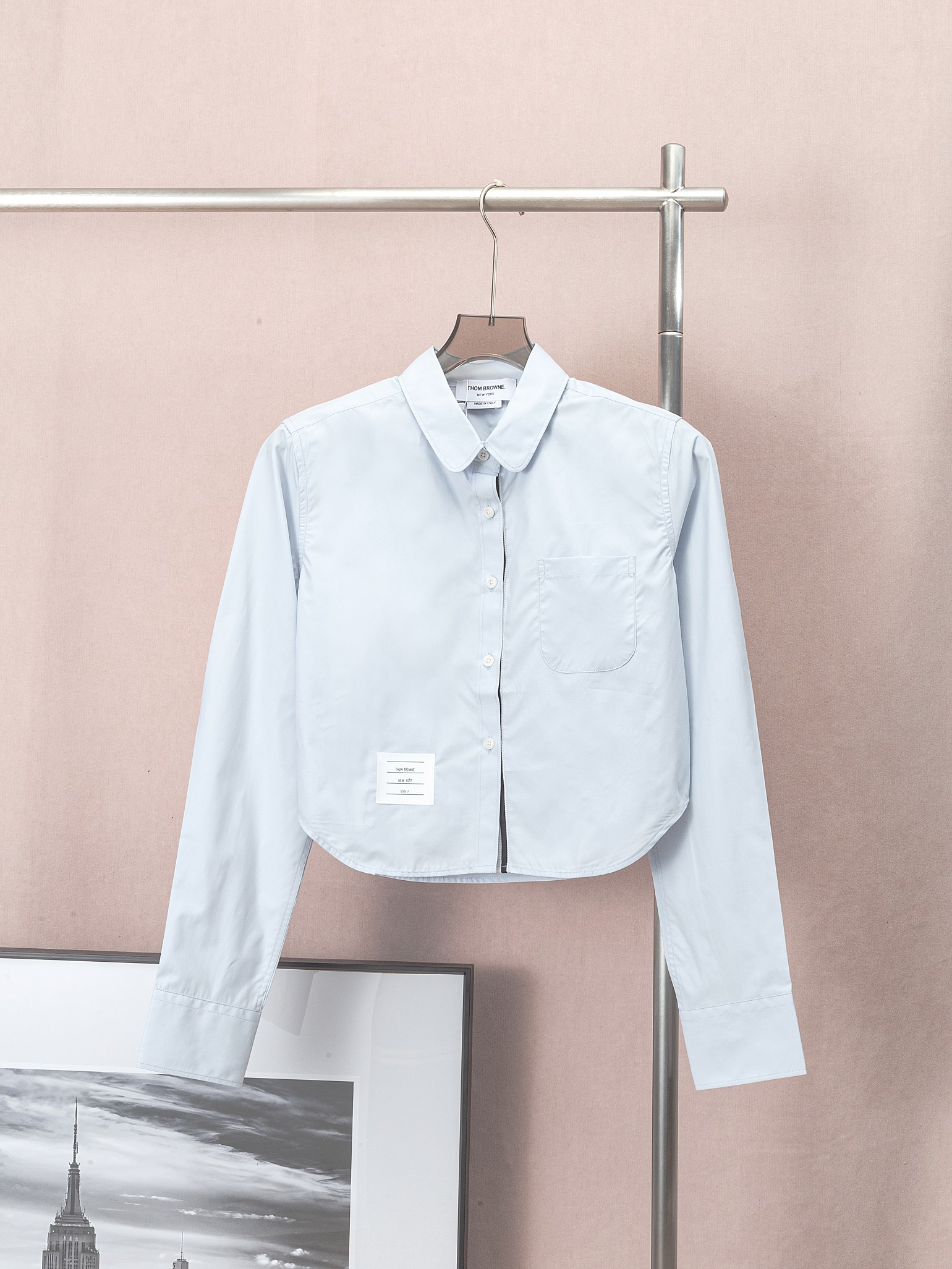 THOM BROWNE🇳🇱 Women's placket tape poplin short shirt 🏷️𝐒𝐢𝐳𝐞 sizes: 0.1.2 (S.M.L) Colors: light pink, light blue…
