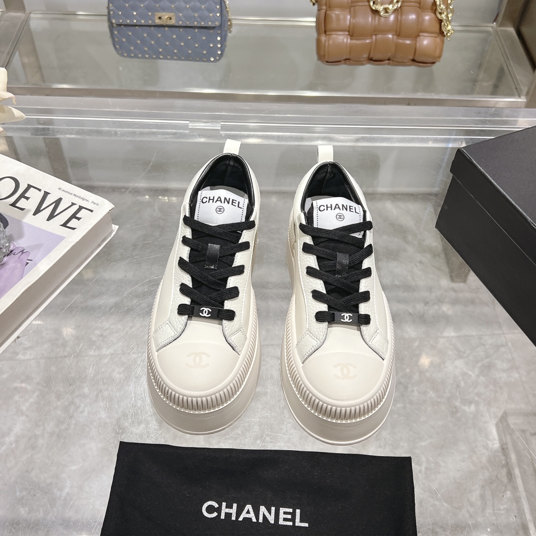 Chanel Dames Sneakers - Retro Canvas, Comfortabel en Stijlvol - Maat 35-40