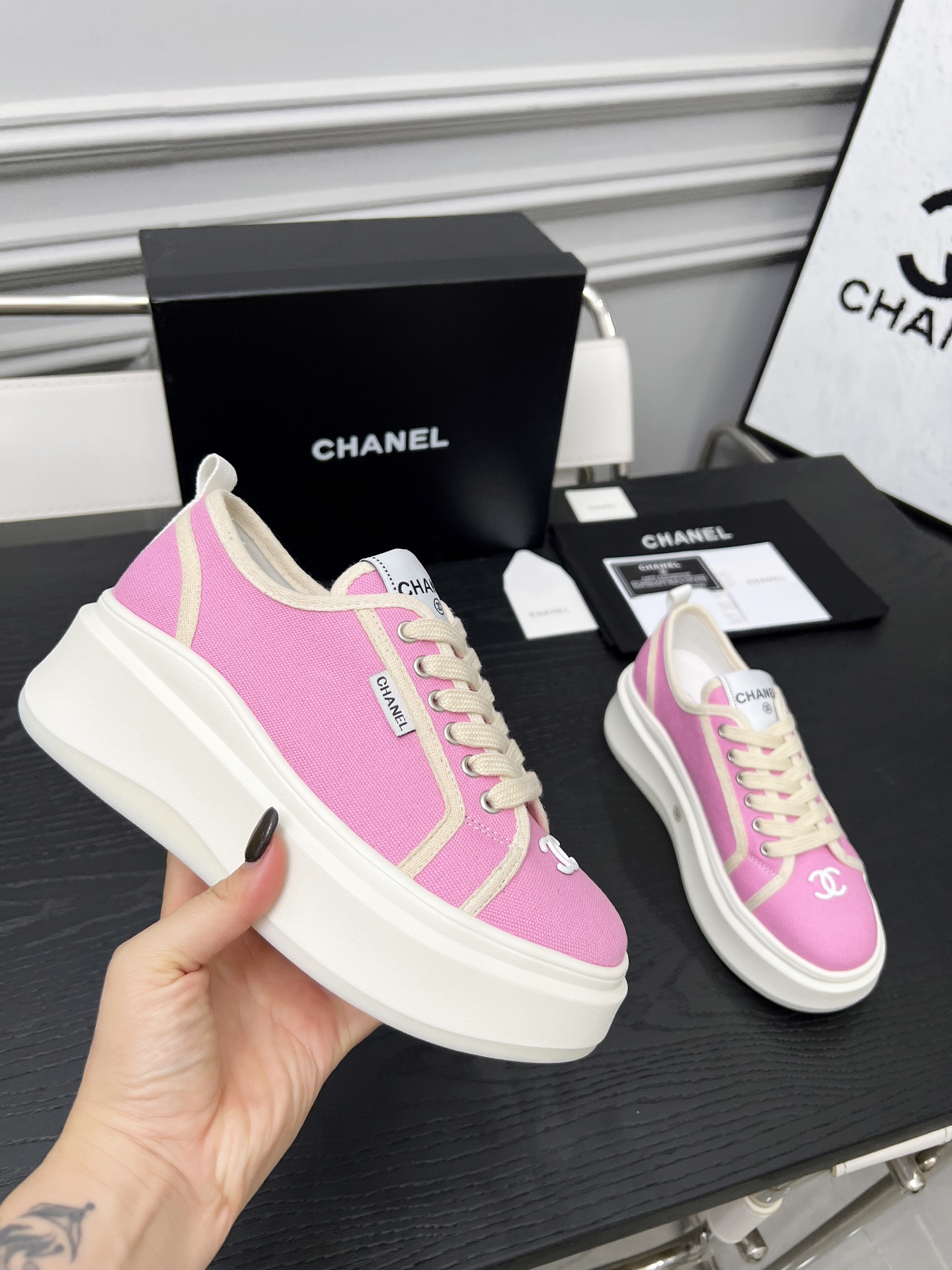 CHANEL 2025C Pink Canvas Platform Sneakers Designer Collaboration 6 i1745481639578 1494 0 4