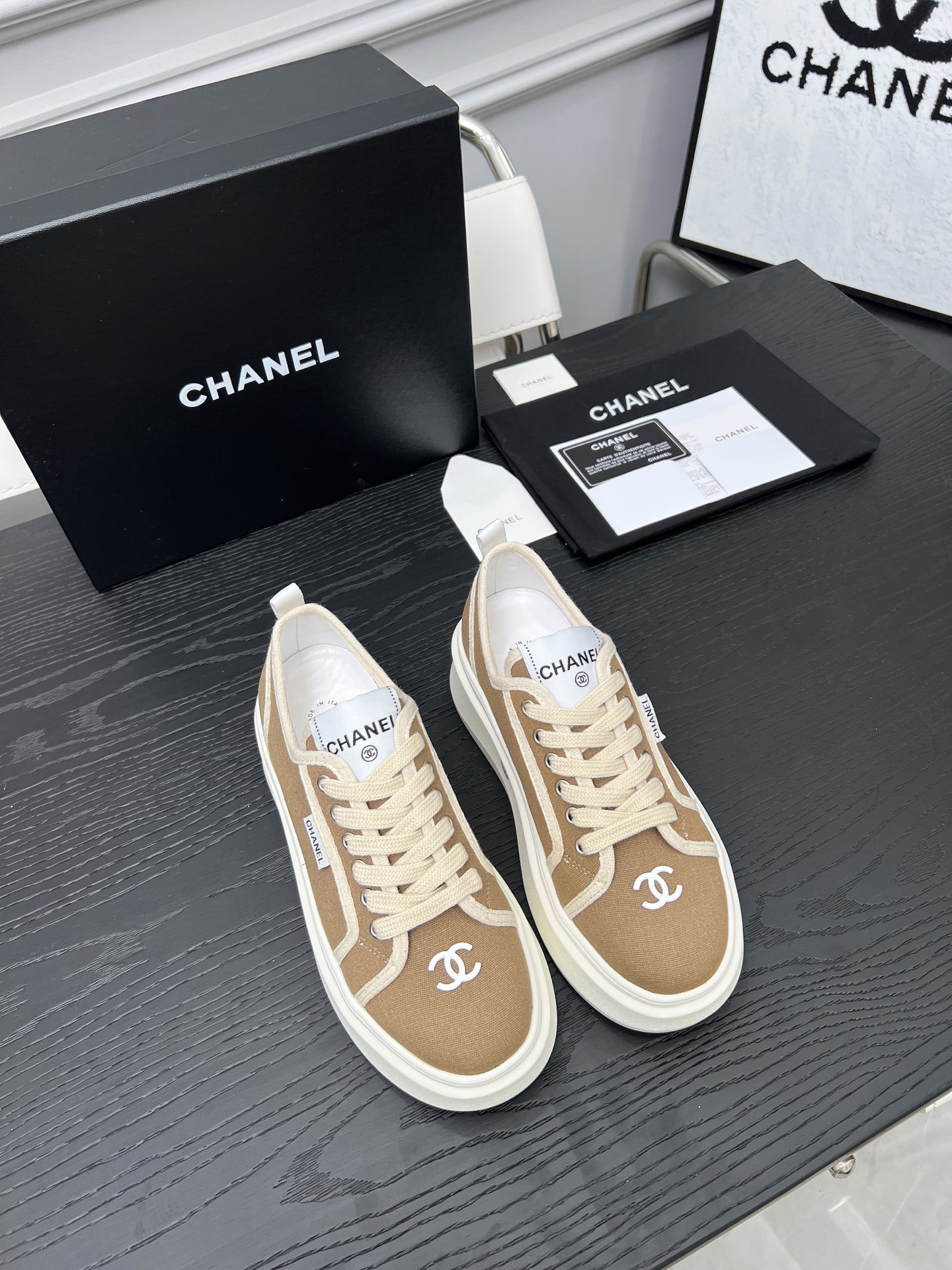 CHANEL Women's Runway Sneakers Designer Casual Shoes 3 i1745481657150 6652 0 0