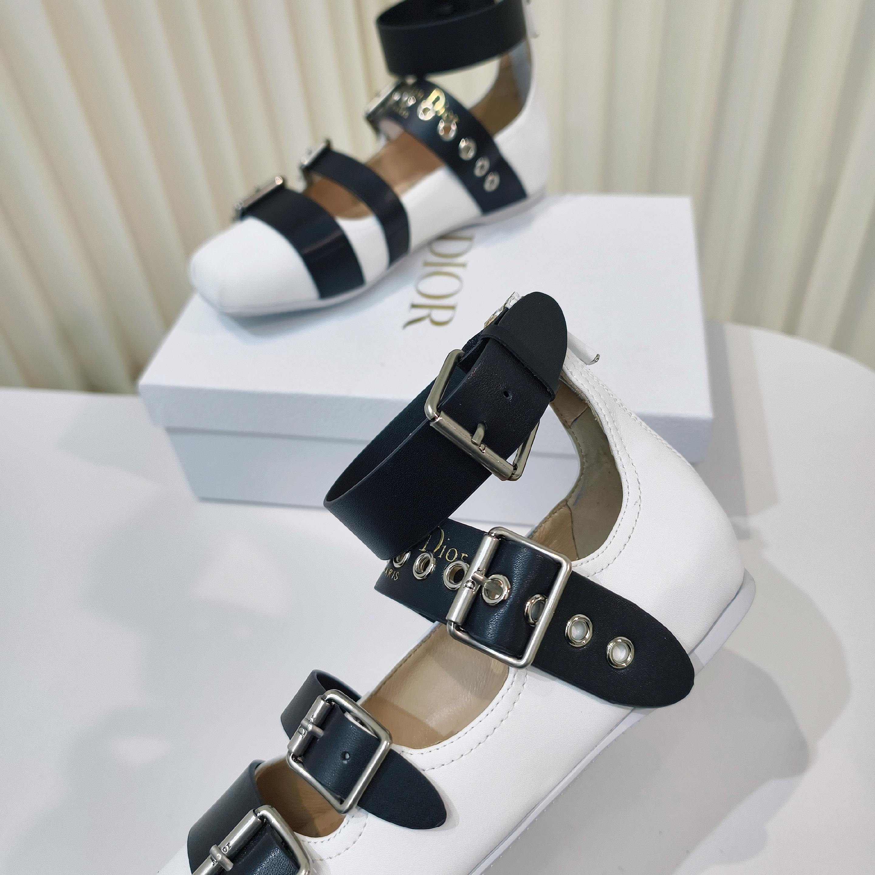 “2025 D Family Collection: Mary Jane’s 696 Monotonous Shoes – Classic, Stylish, and Comfortable Size 34-42 Yards” - 图片 7