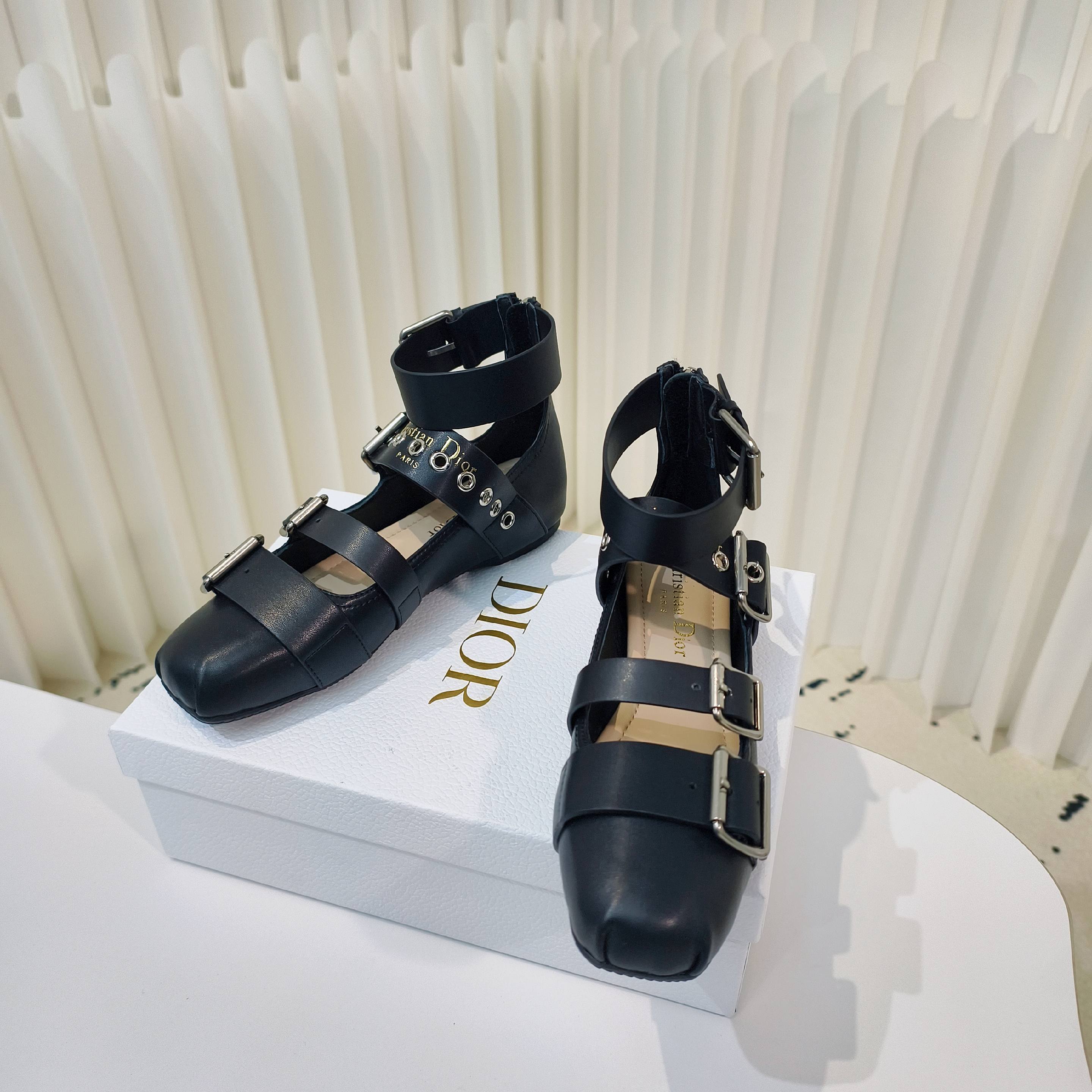 “2025 D Family Mary Jane 696 Shoes: Classic, Stylish, Comfortable, Sizes 34-42” - 图片 5