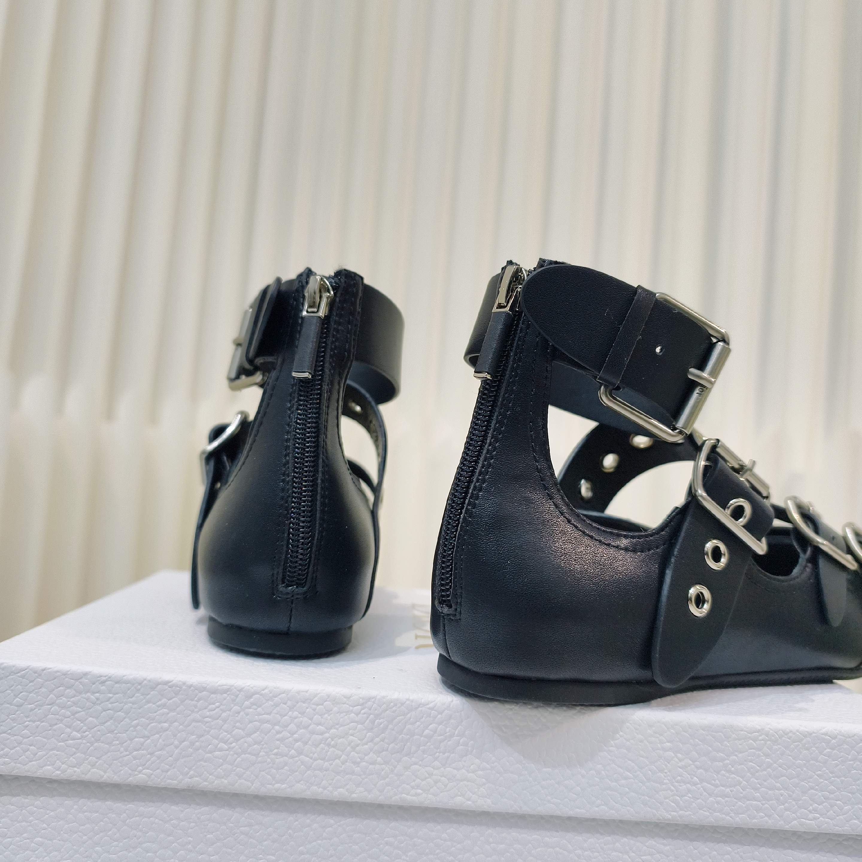 “2025 D Family Mary Jane 696 Shoes: Classic, Stylish, Comfortable, Sizes 34-42” - 图片 8
