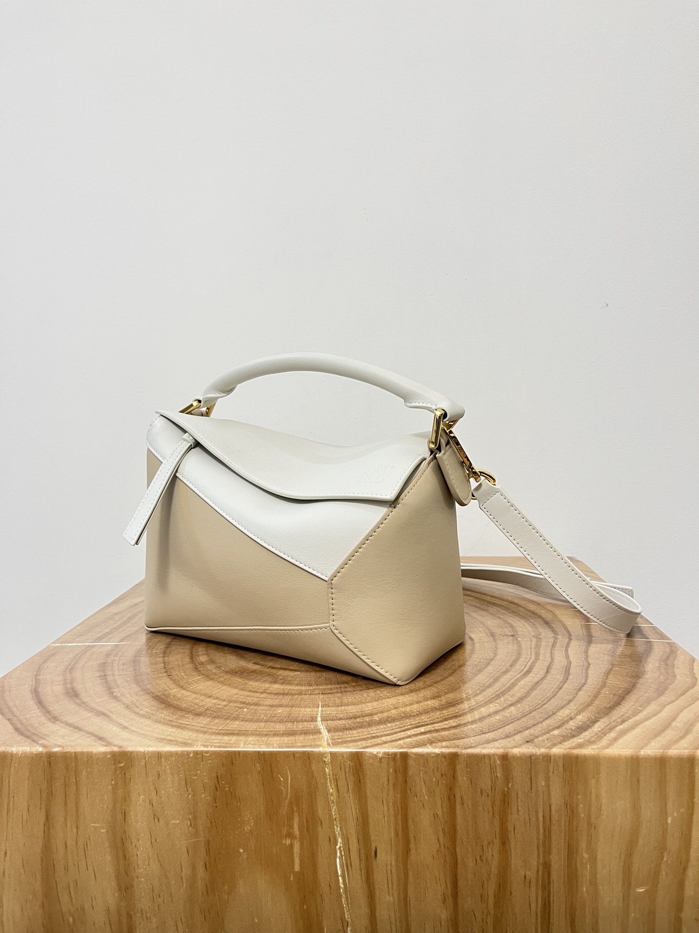 [Loewe Women