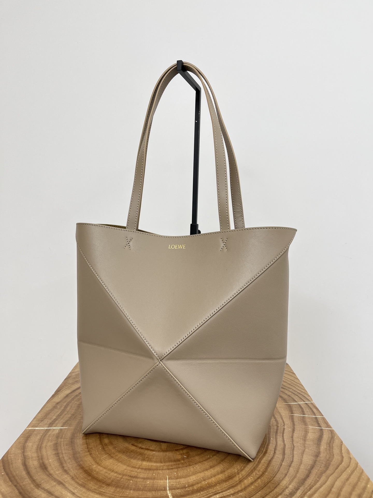 [Loewe Women