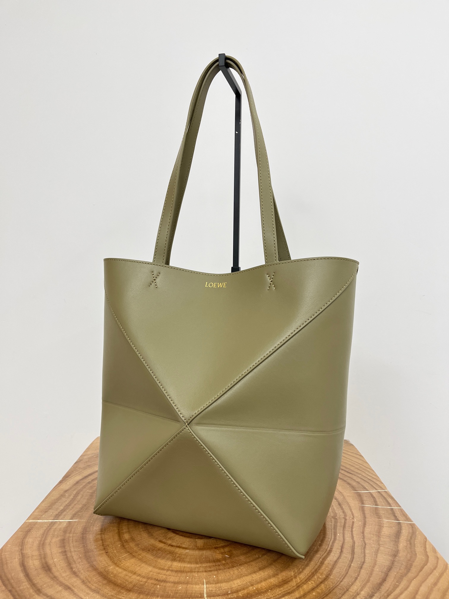 [Loewe Women