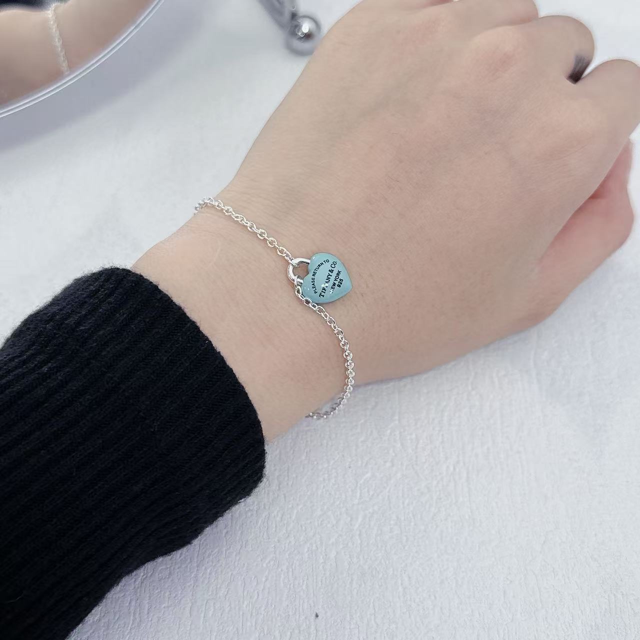 티파니 팔찌 70592