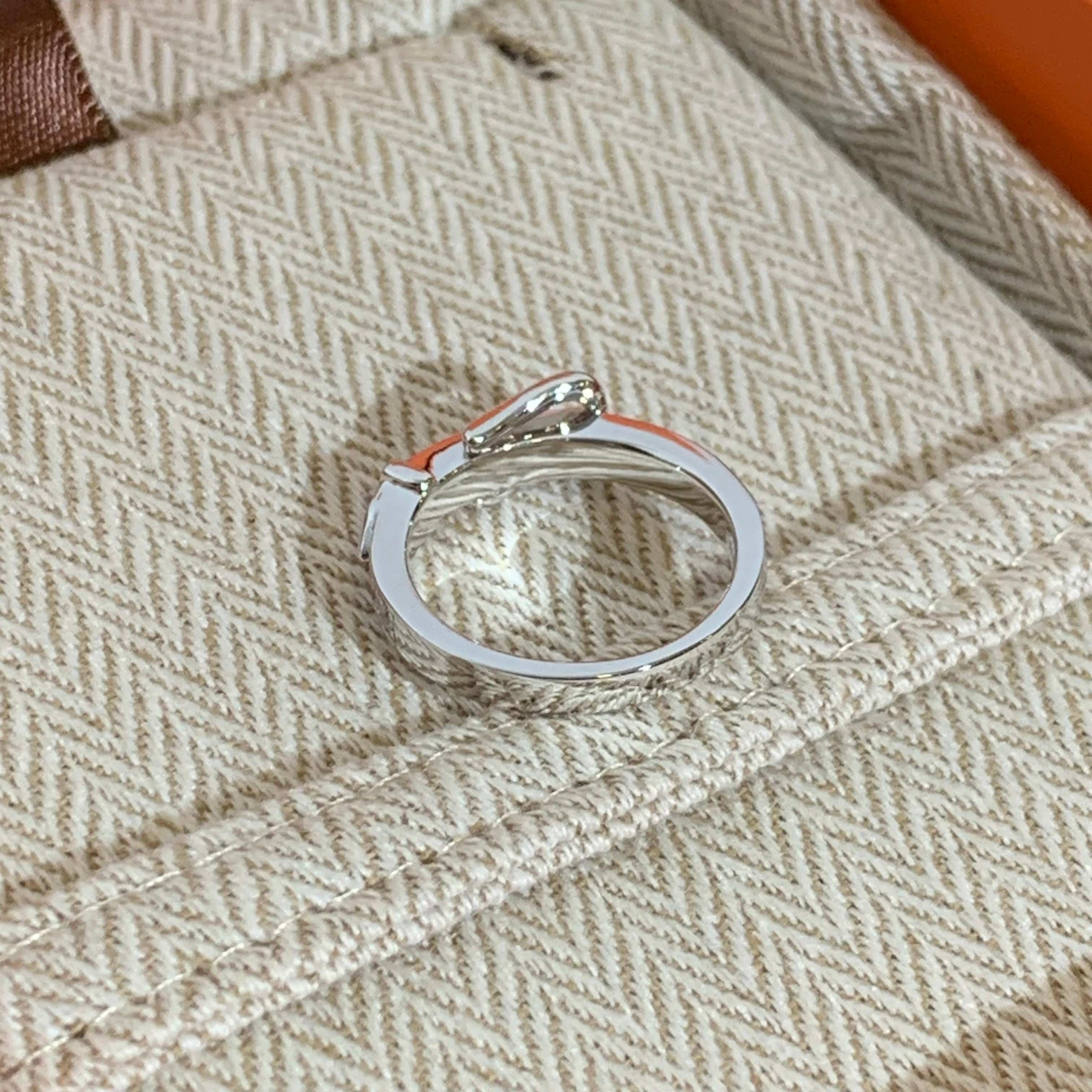 에르메스 반지 130892 Hermes Ring 썸네일 이미지