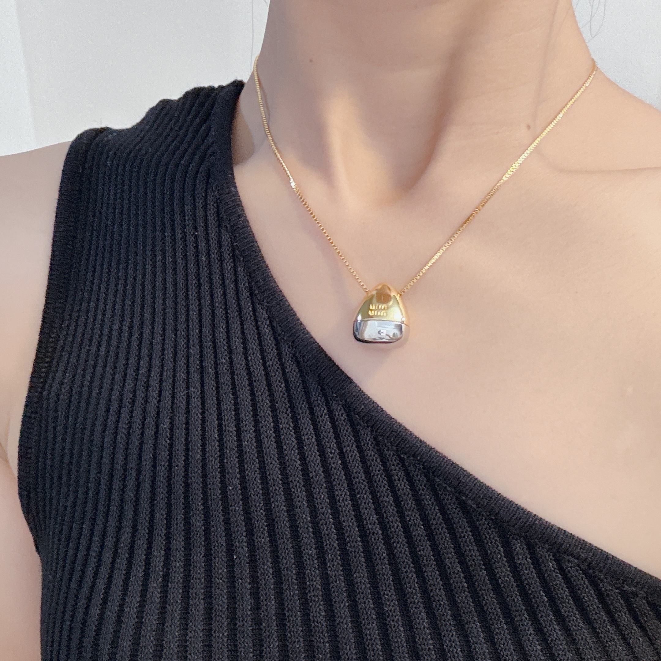 미우미우 목걸이 60964 Miu Miu Necklace