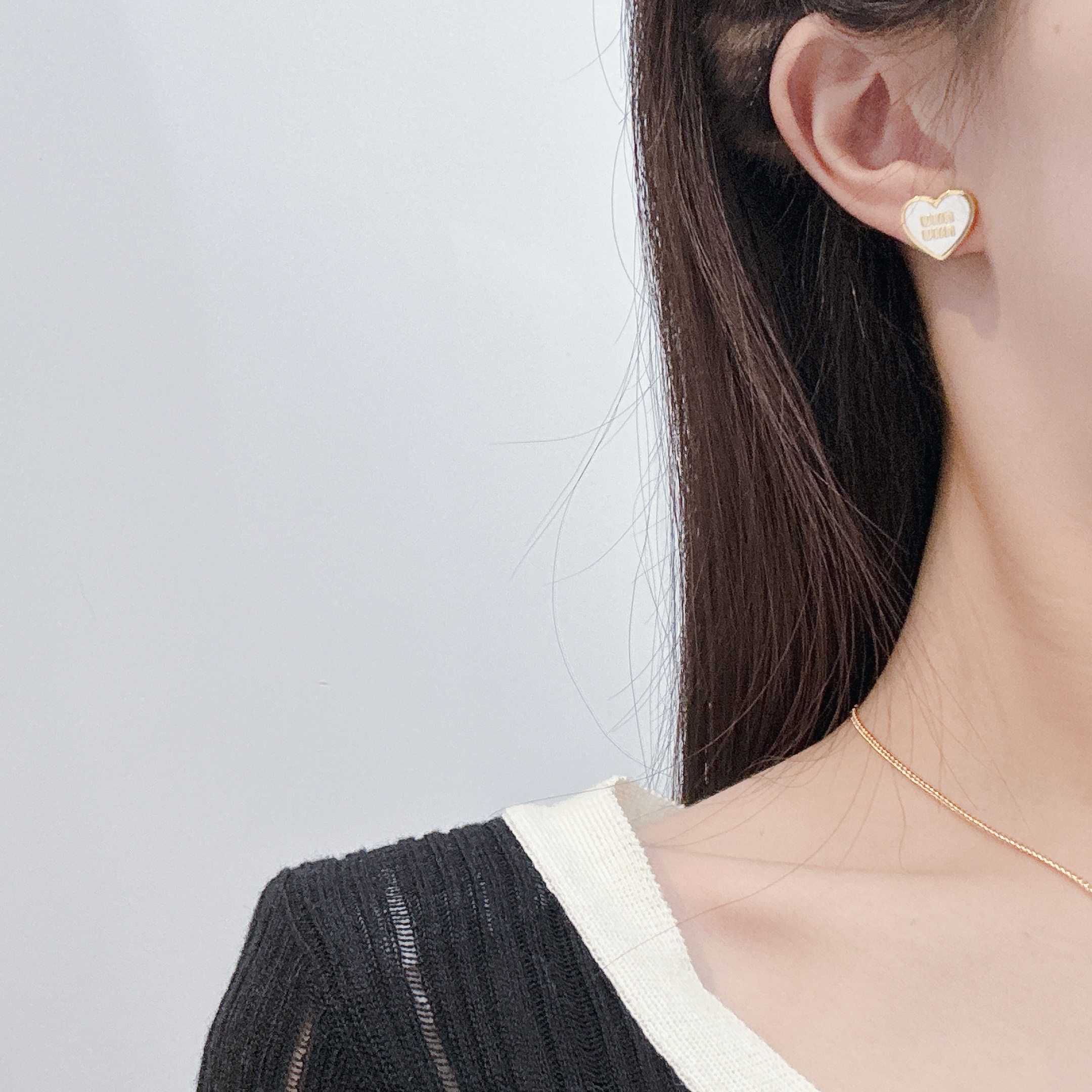 미우미우 귀걸이 61036 Miu Miu Earrings