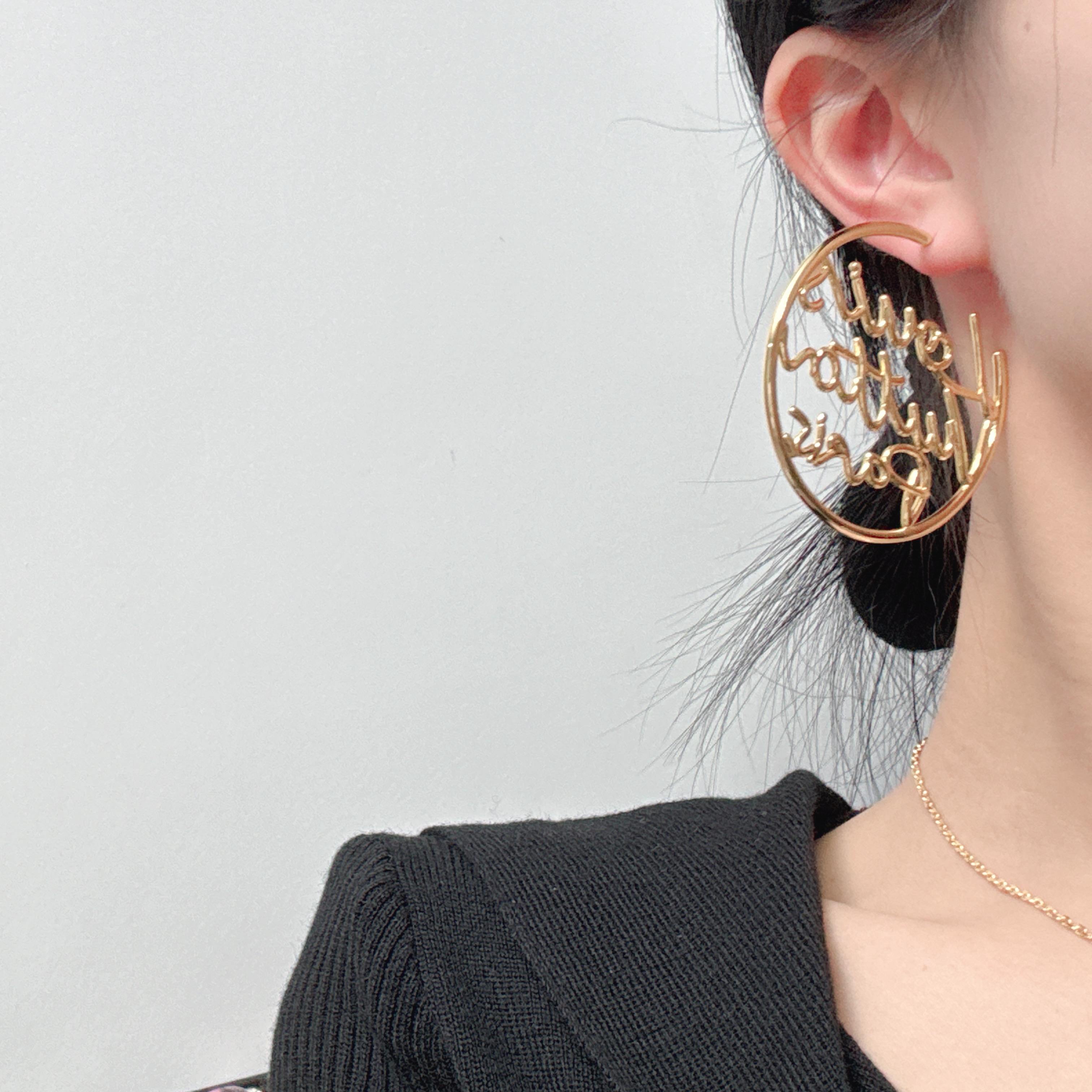 루이비통 귀걸이 135581 Louis Vuitton Earrings