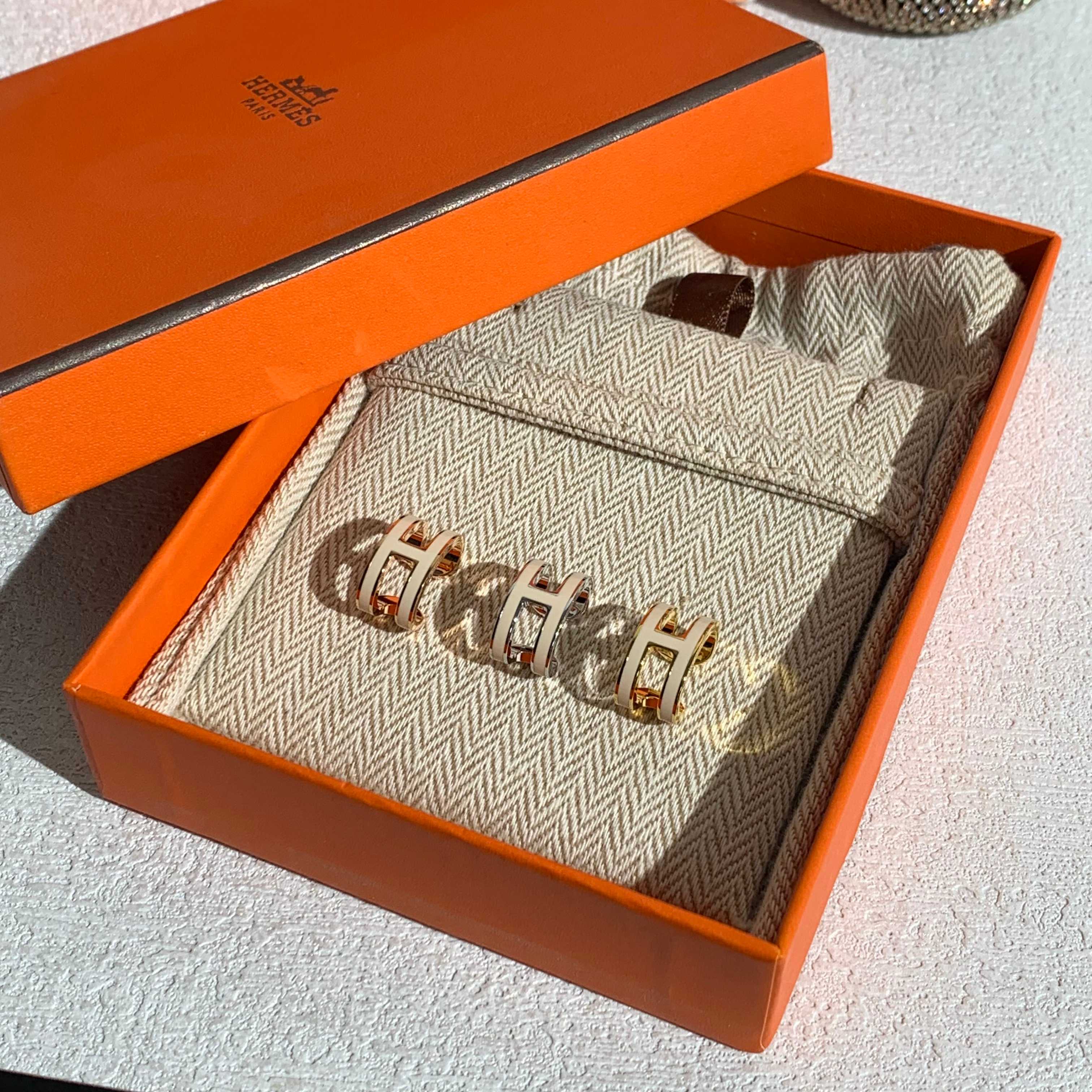 에르메스 귀걸이 130898 Hermes Earrings 썸네일 이미지