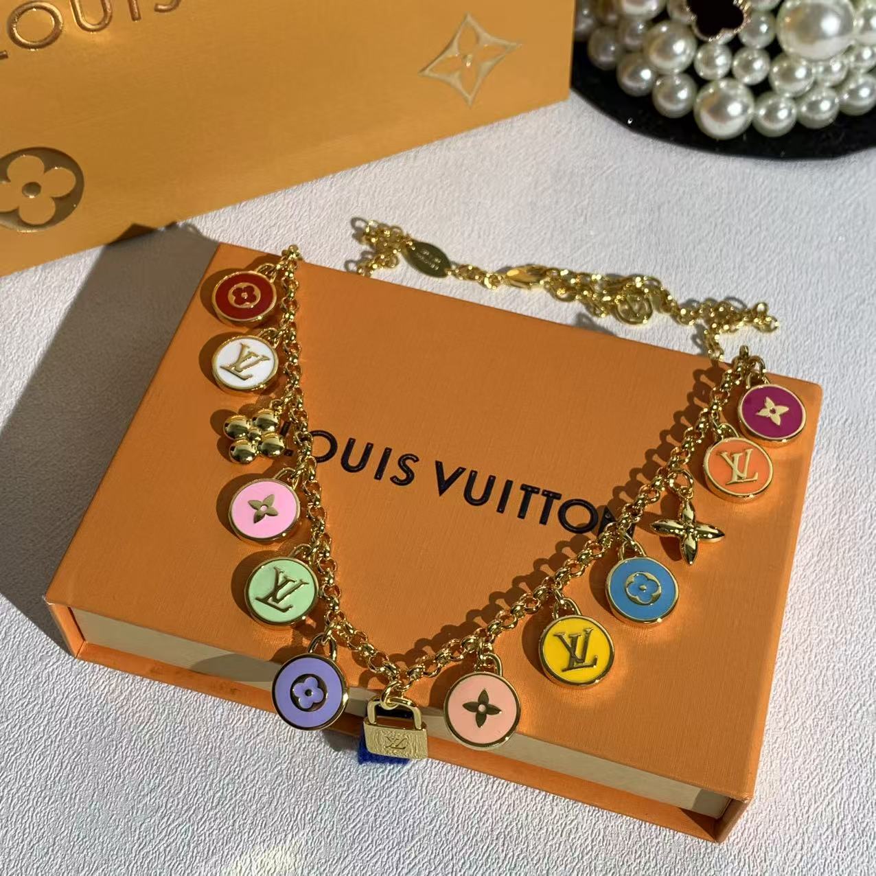 루이비통 목걸이 135577 Louis Vuitton Necklace 썸네일 이미지