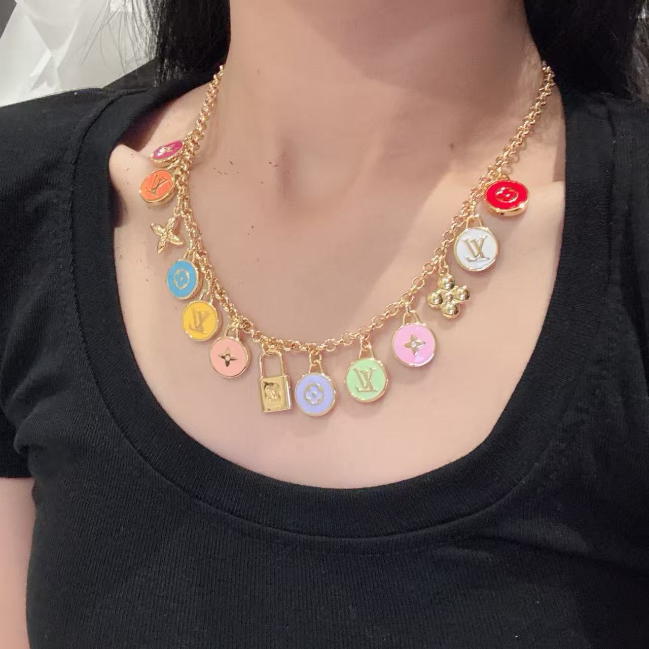 루이비통 목걸이 135577 Louis Vuitton Necklace
