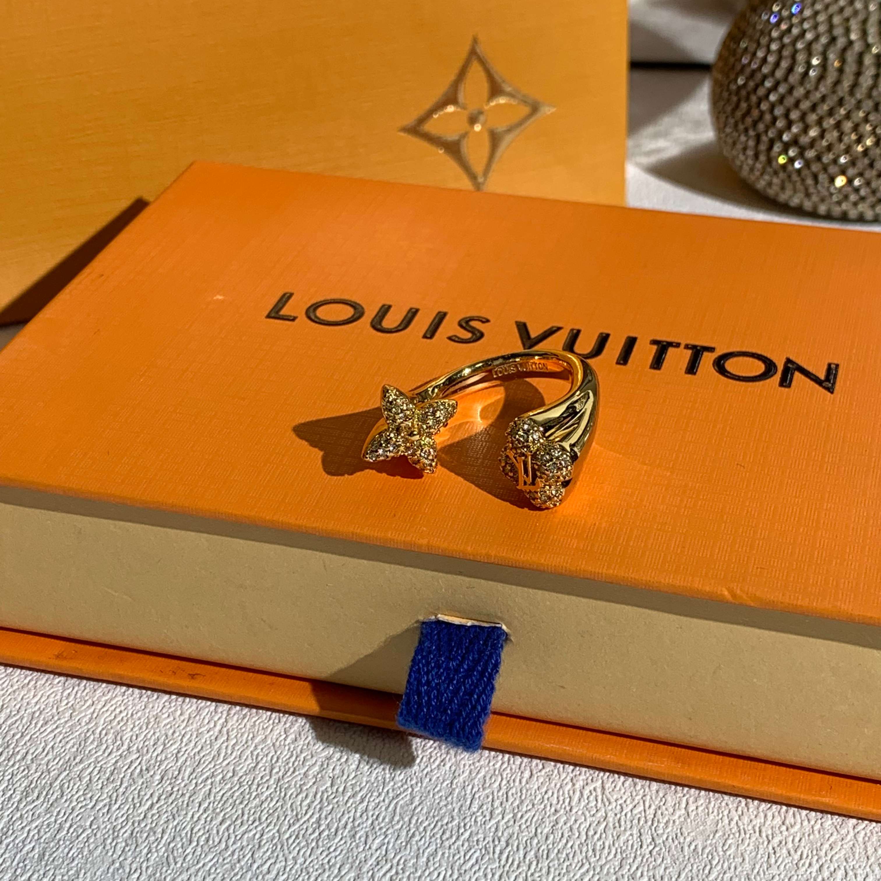 루이비통 반지 135231 Louis Vuitton Ring 썸네일 이미지