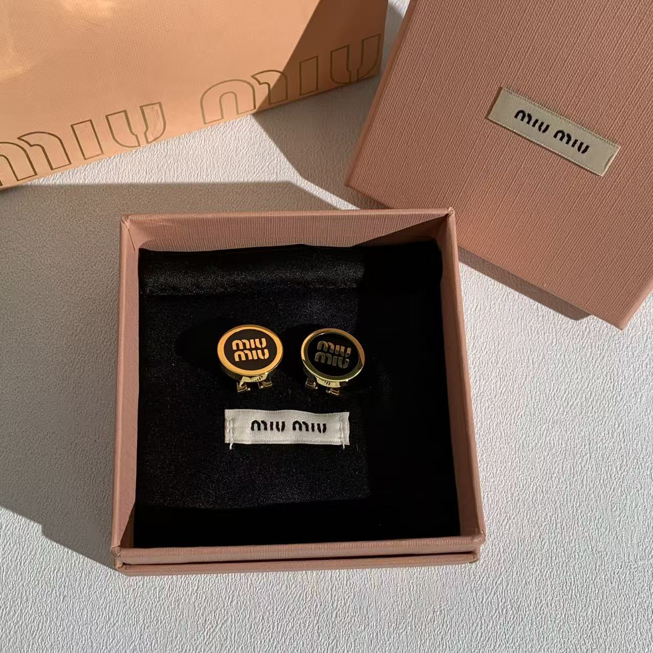 미우미우 귀걸이 133505 Miu Miu Earrings 썸네일 이미지