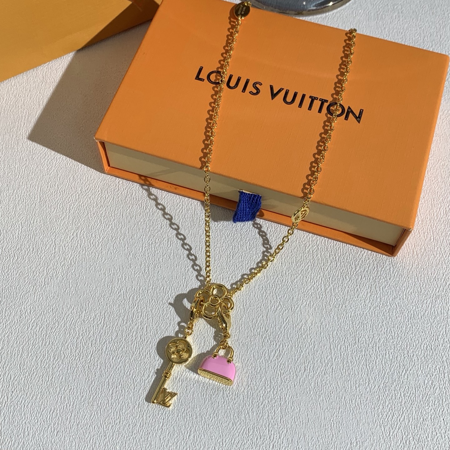 루이비통 목걸이 135223 Louis Vuitton Necklace 썸네일 이미지