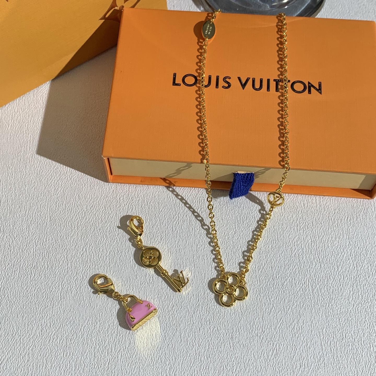 루이비통 목걸이 135223 Louis Vuitton Necklace 썸네일 이미지