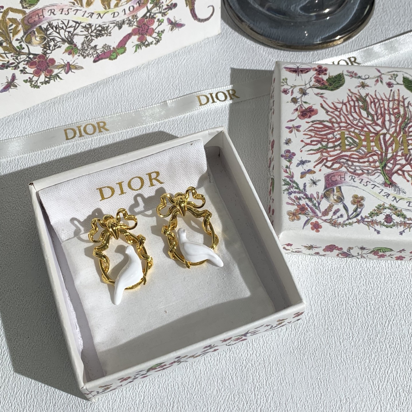 디올 26SS 귀걸이 134735 Dior Earrings 썸네일 이미지