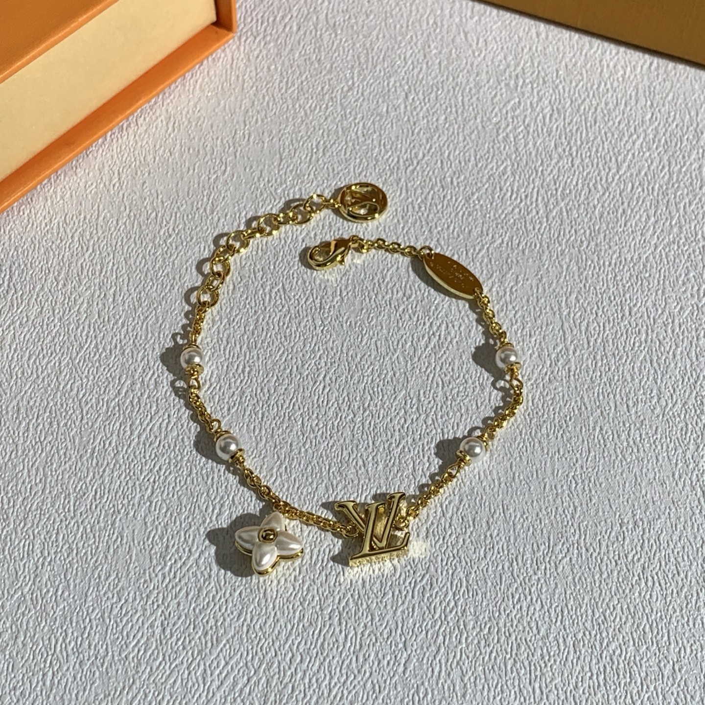 루이비통 목걸이 135220 Louis Vuitton Necklace 썸네일 이미지