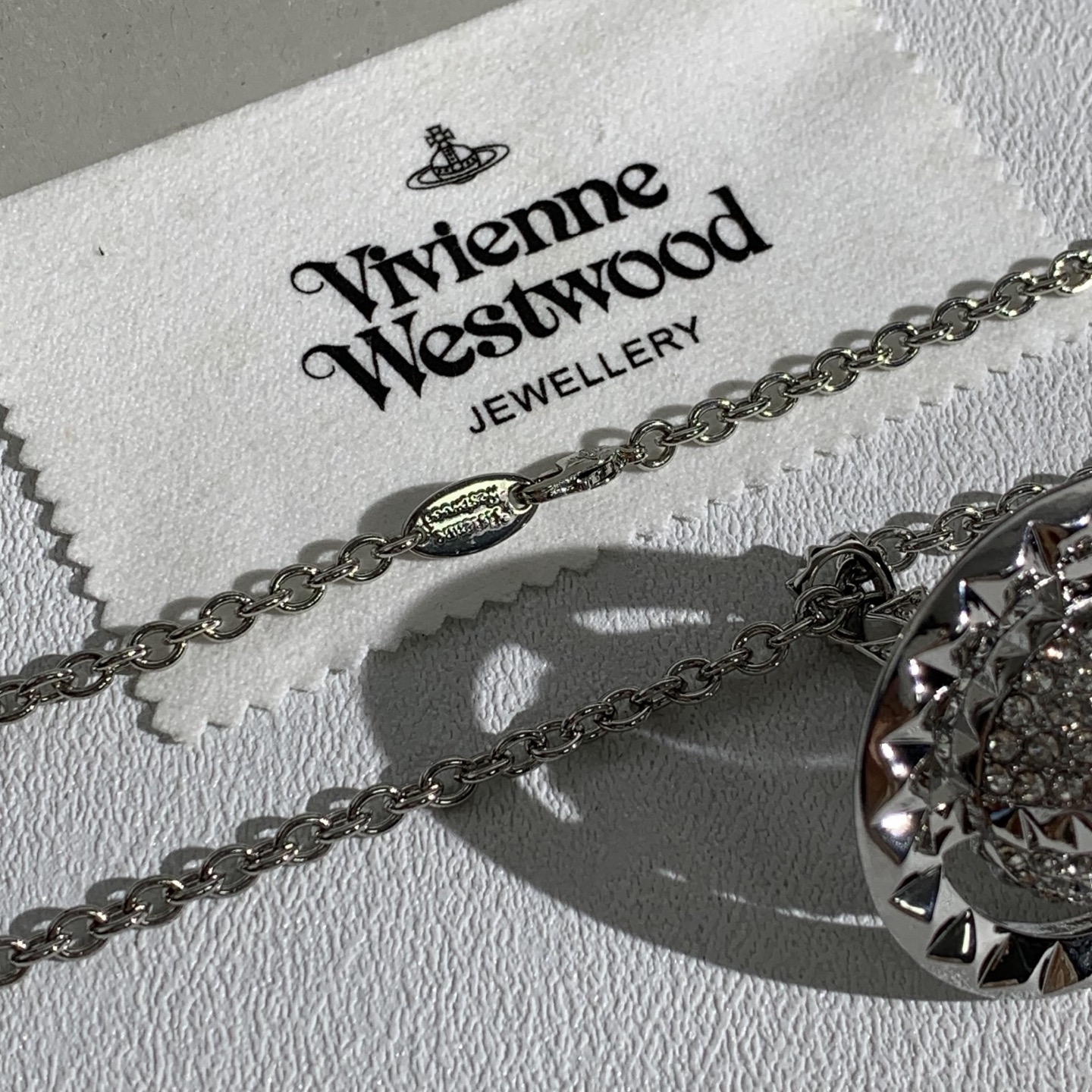 비비안웨스트우드 목걸이 130882 Vivienne Westwood Necklace 썸네일 이미지