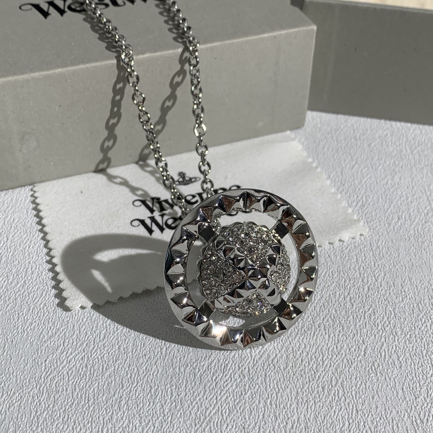 비비안웨스트우드 목걸이 130882 Vivienne Westwood Necklace 썸네일 이미지