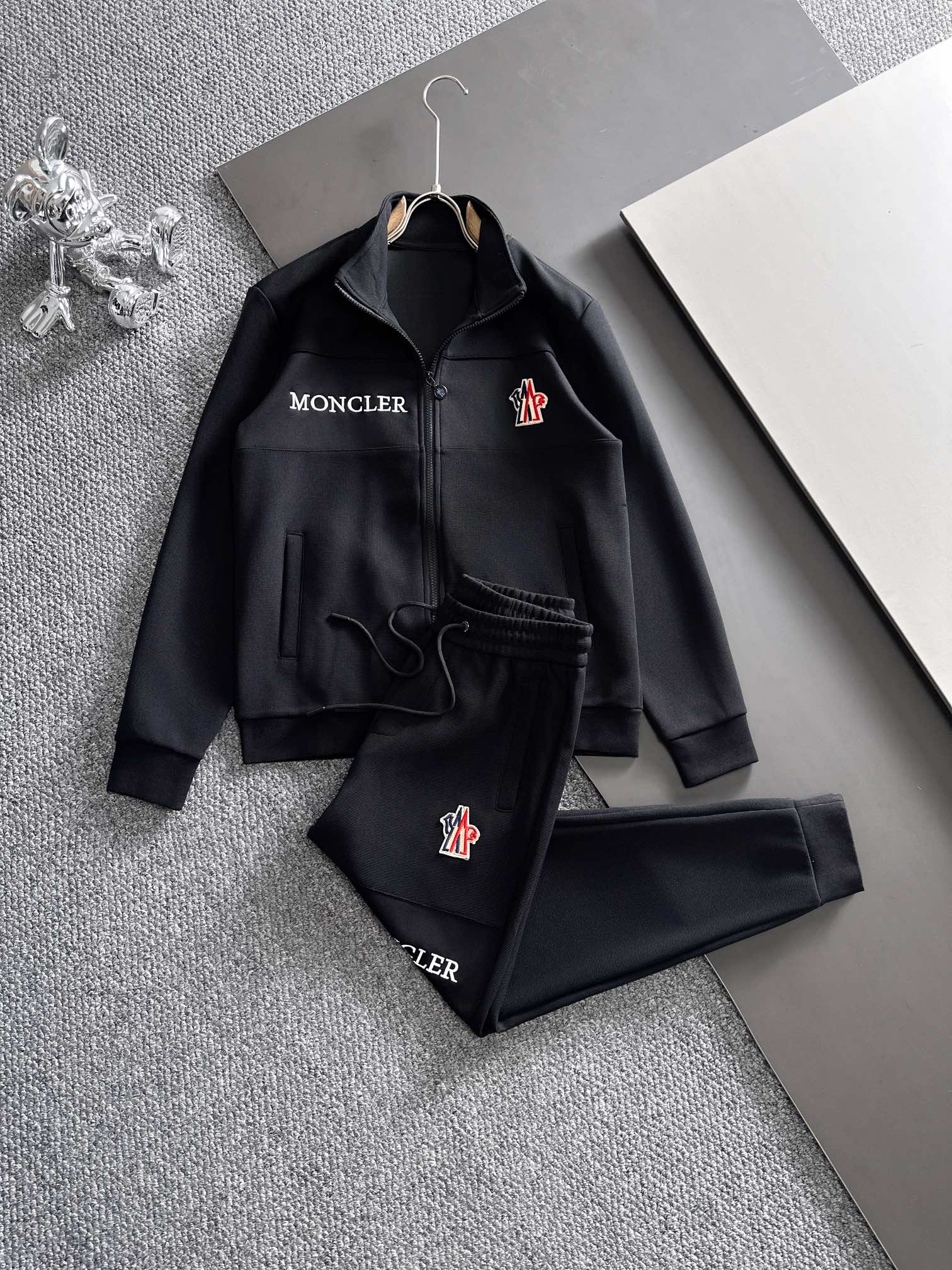 High-End Designer
 Moncler Clothing Two Piece Outfits & Matching Sets Cotton Fall/Winter Collection Fashion Casual