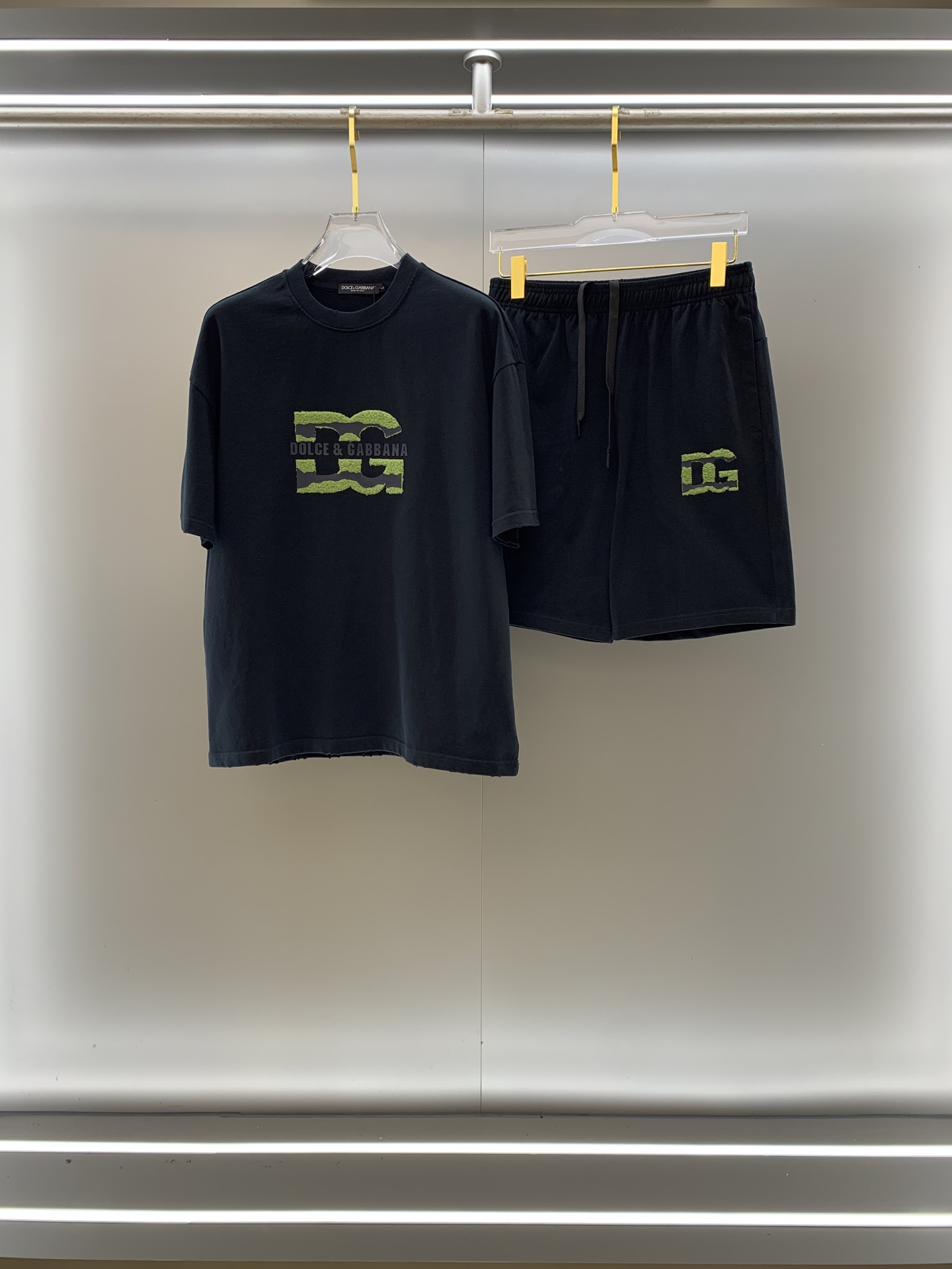 Dolce & Gabbana Men's Distressed Logo Print Cotton Blend Short Set 2 i1746725886196 4585 0 0
