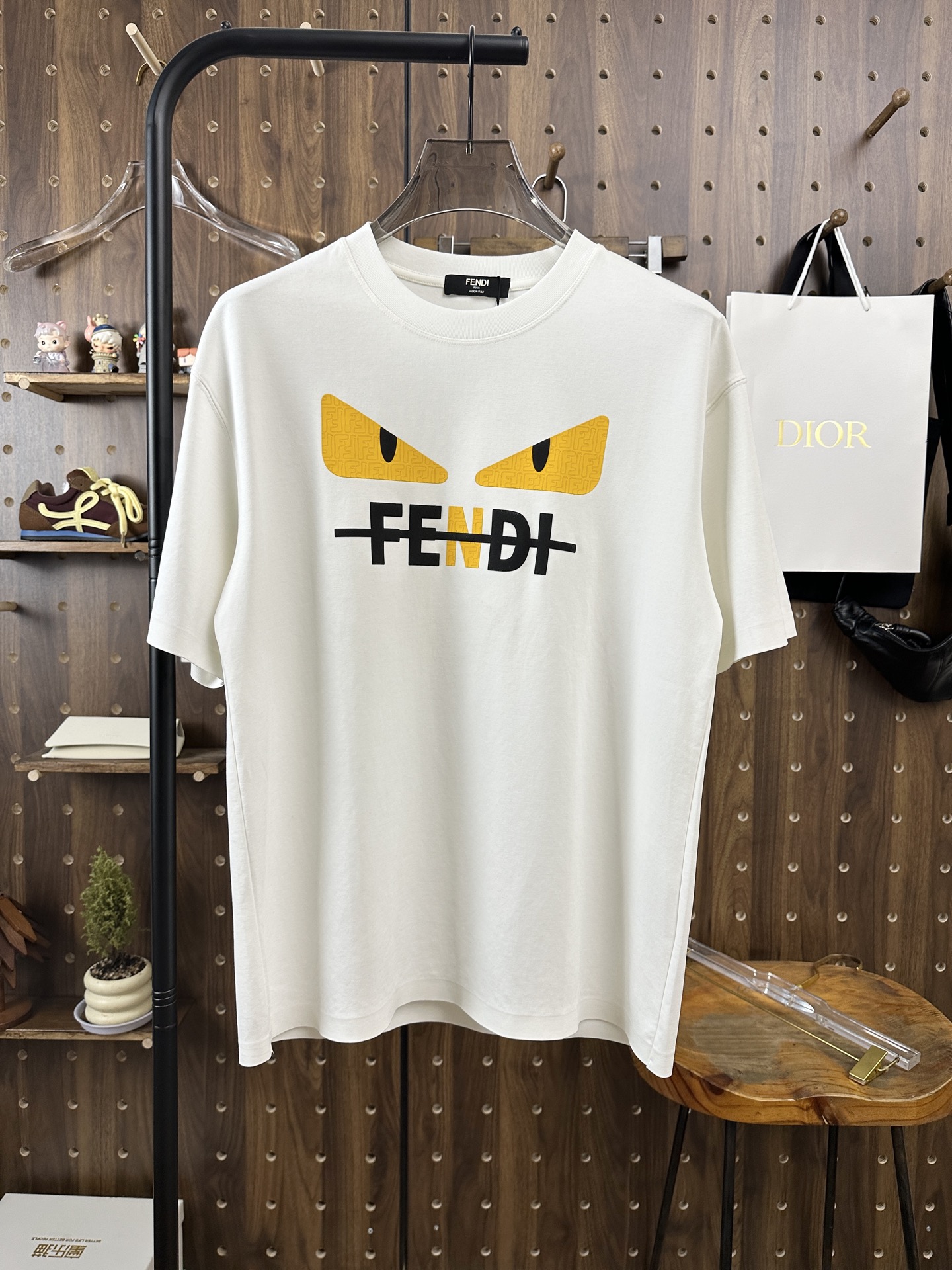 P芬迪 高定面料 250克纯棉 2026蛇年春夏专柜新品短袖🍃时尚经典圆领短袖👍🏻袖口下摆采用无痕设计 