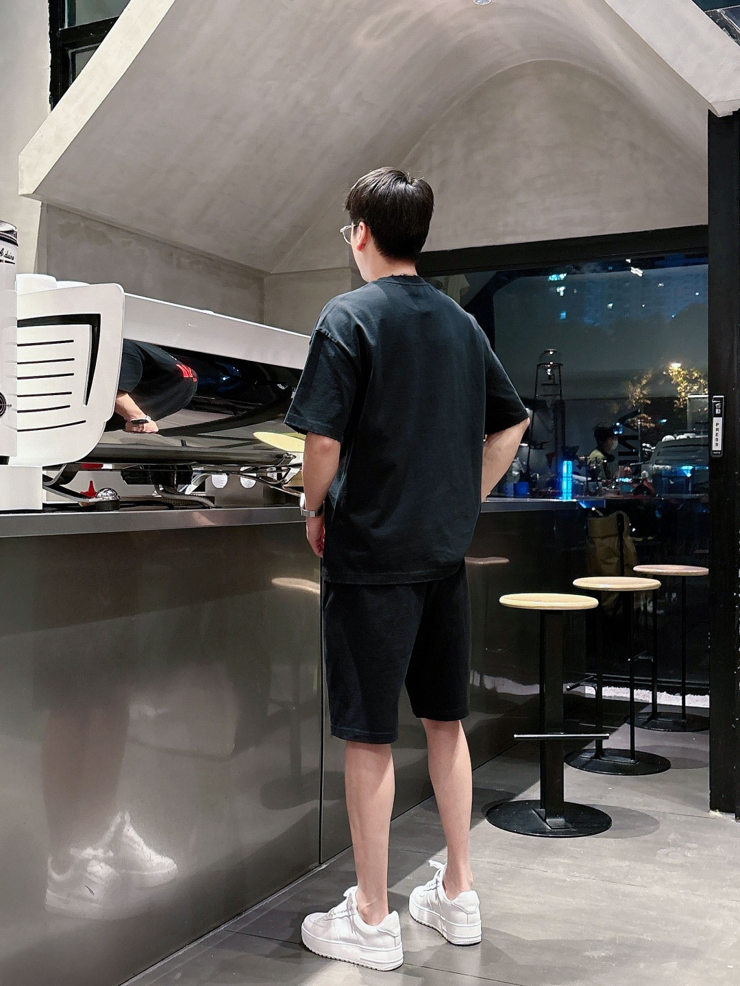 巴宝莉 🔥🔥高端定制 2026春夏新款首发专柜最新款短袖短裤休闲套装 重工凹凸图案设计 领子袖子做破洞设