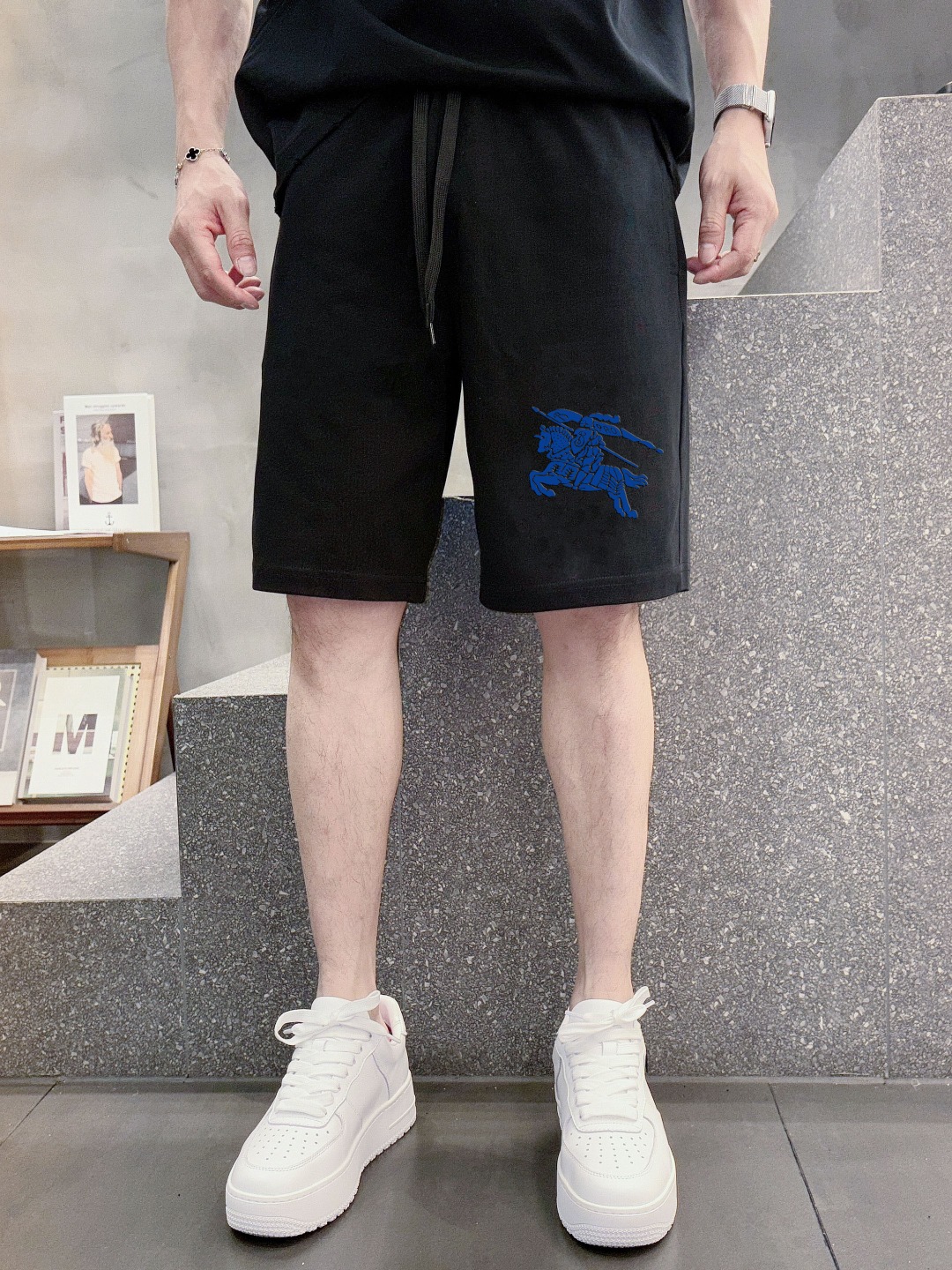 巴宝莉 🔥🔥高端定制 2026春夏新款首发专柜最新款短袖短裤休闲套装 重工凹凸图案设计 领子袖子做破洞设