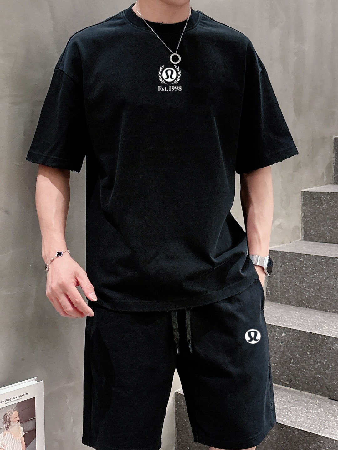 lulu 🔥🔥高端定制 2026春夏新款首发专柜最新款短袖短裤休闲套装 重工凹凸图案设计 领子袖子做破洞