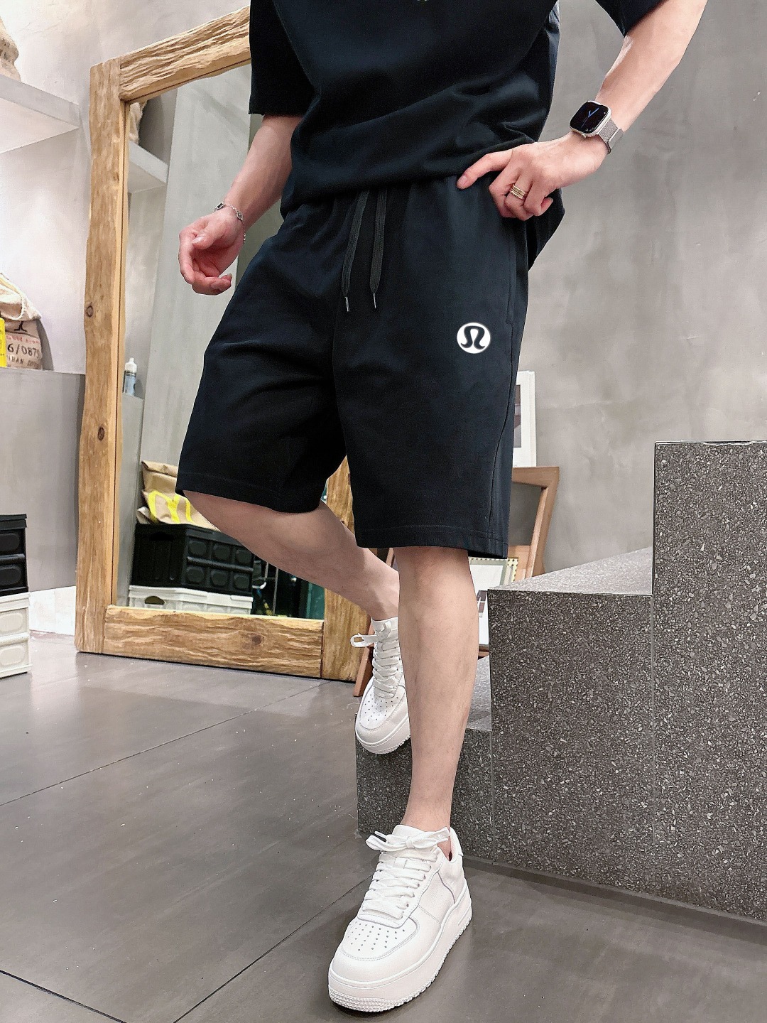 lulu 🔥🔥高端定制 2026春夏新款首发专柜最新款短袖短裤休闲套装 重工凹凸图案设计 领子袖子做破洞