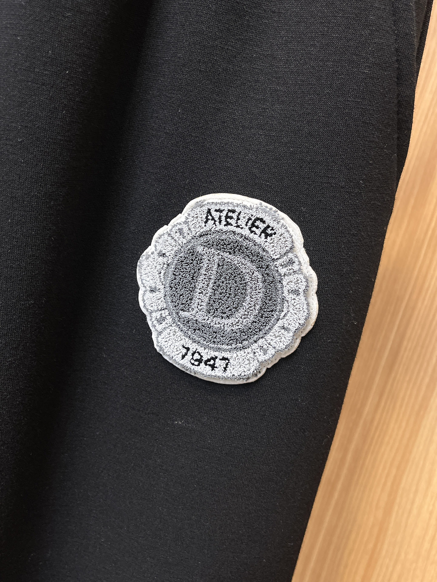 🔥 迪奥 SS秋冬加绒 直筒微阔版型保暖不显臃肿 🔥新品时尚直筒休闲裤，臻选优质纯棉加绒面料打造，保暖舒